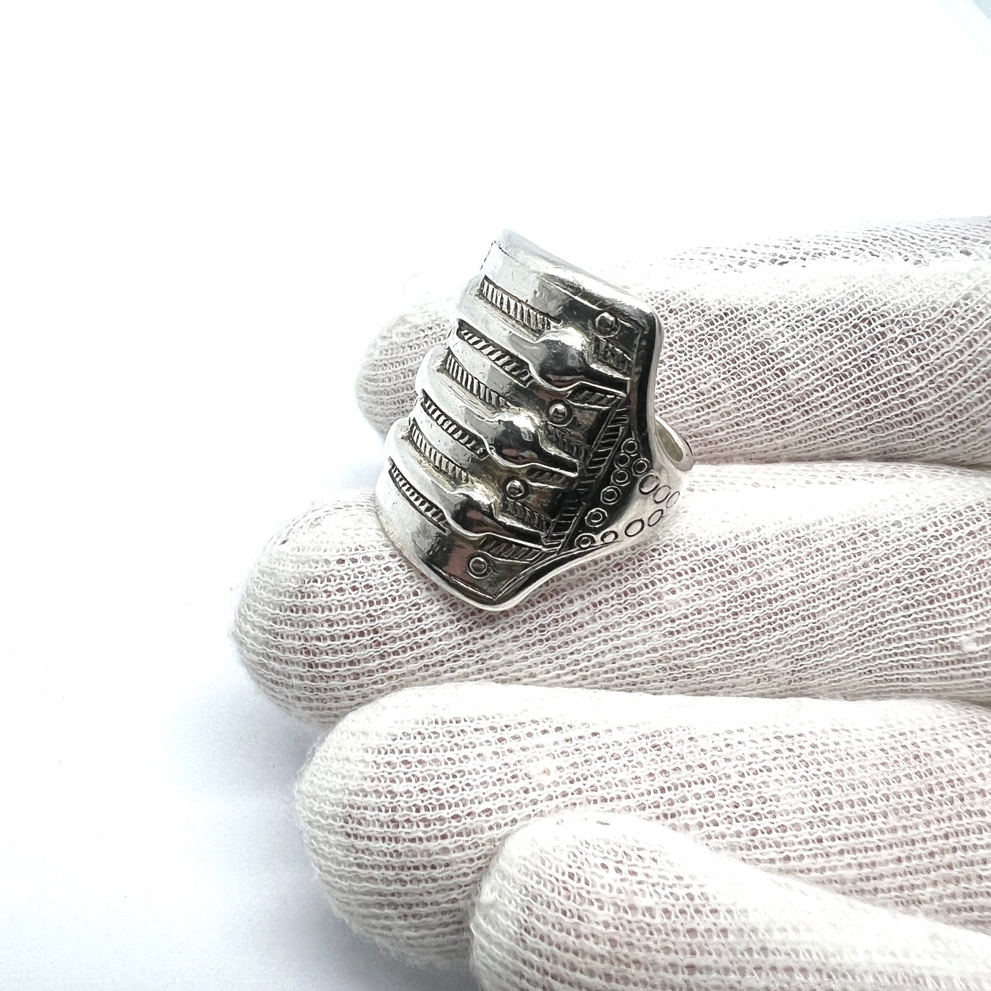 David-Andersen, Norway. Vintage Sterling Silver Viking Copy Unisex Ring.