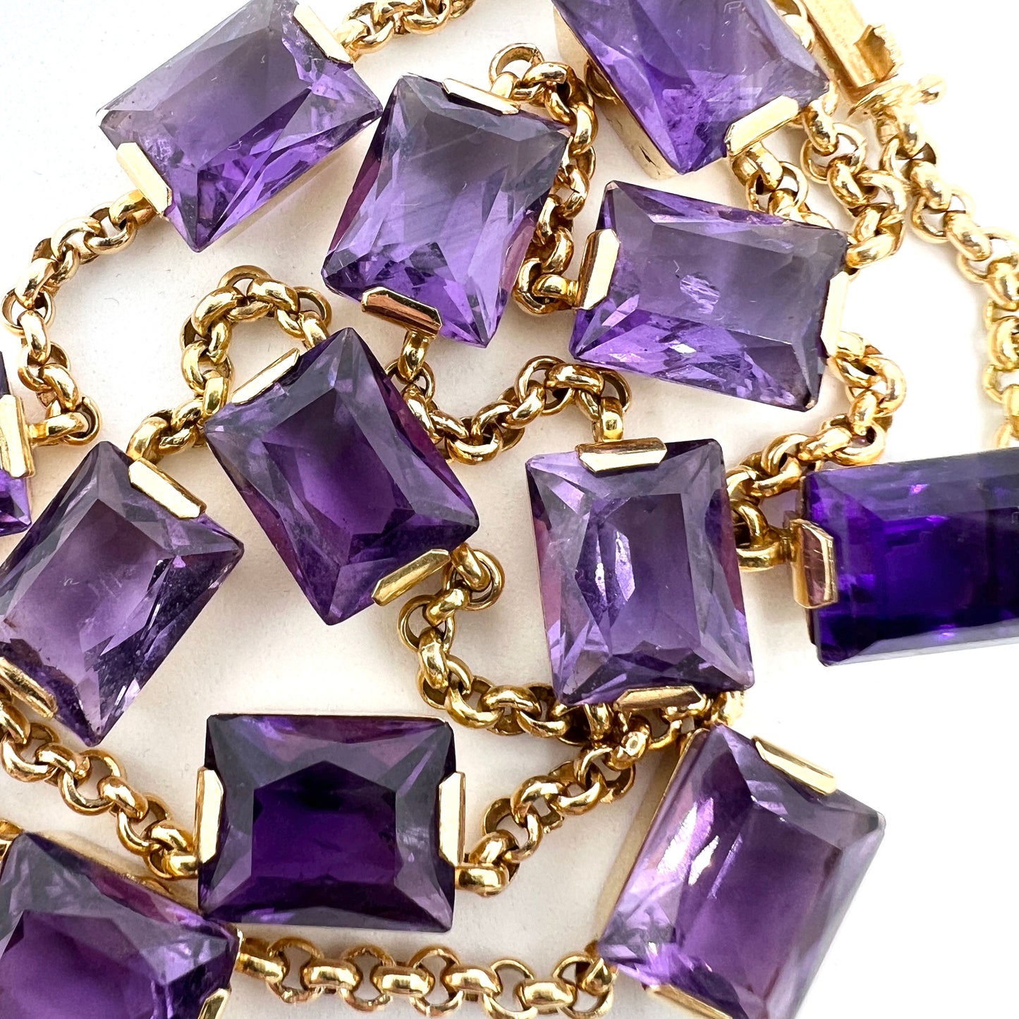 H A Jakobsson, Sweden 1953. Vintage Mid-century 18k Gold Amethyst Necklace.