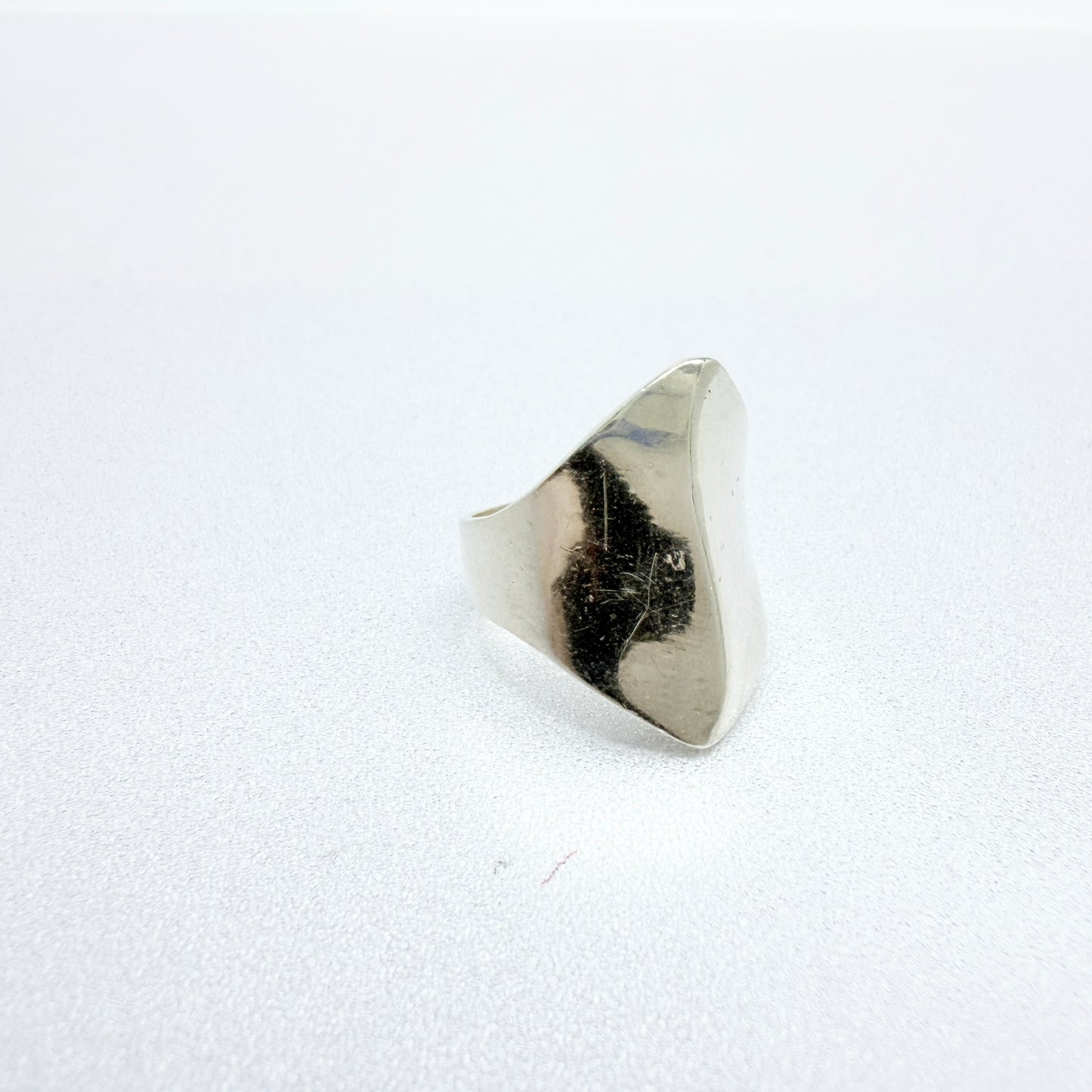 Vintage Sterling Silver Ring.