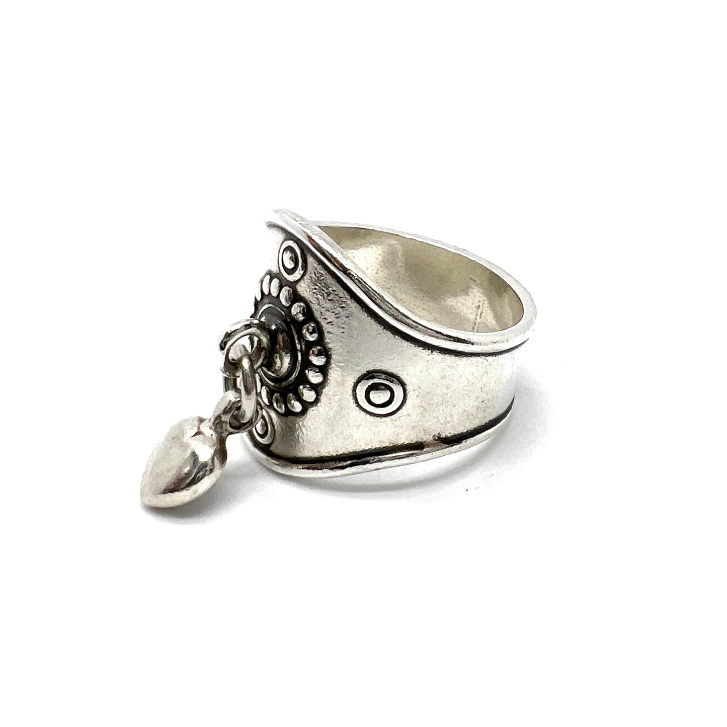 Kalevala Koru, Finland 2011. Sterling Silver Heart Charm Ring.