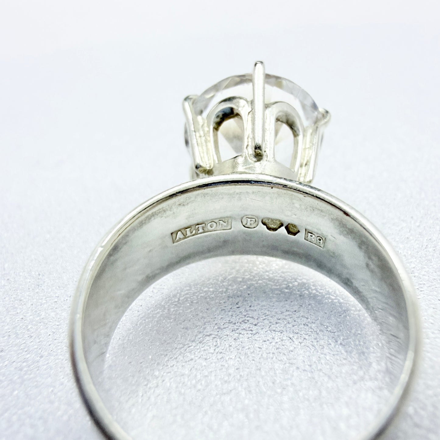 Alton, Sweden 1967. Vintage Sterling Silver Synthetic Spinel Ring.