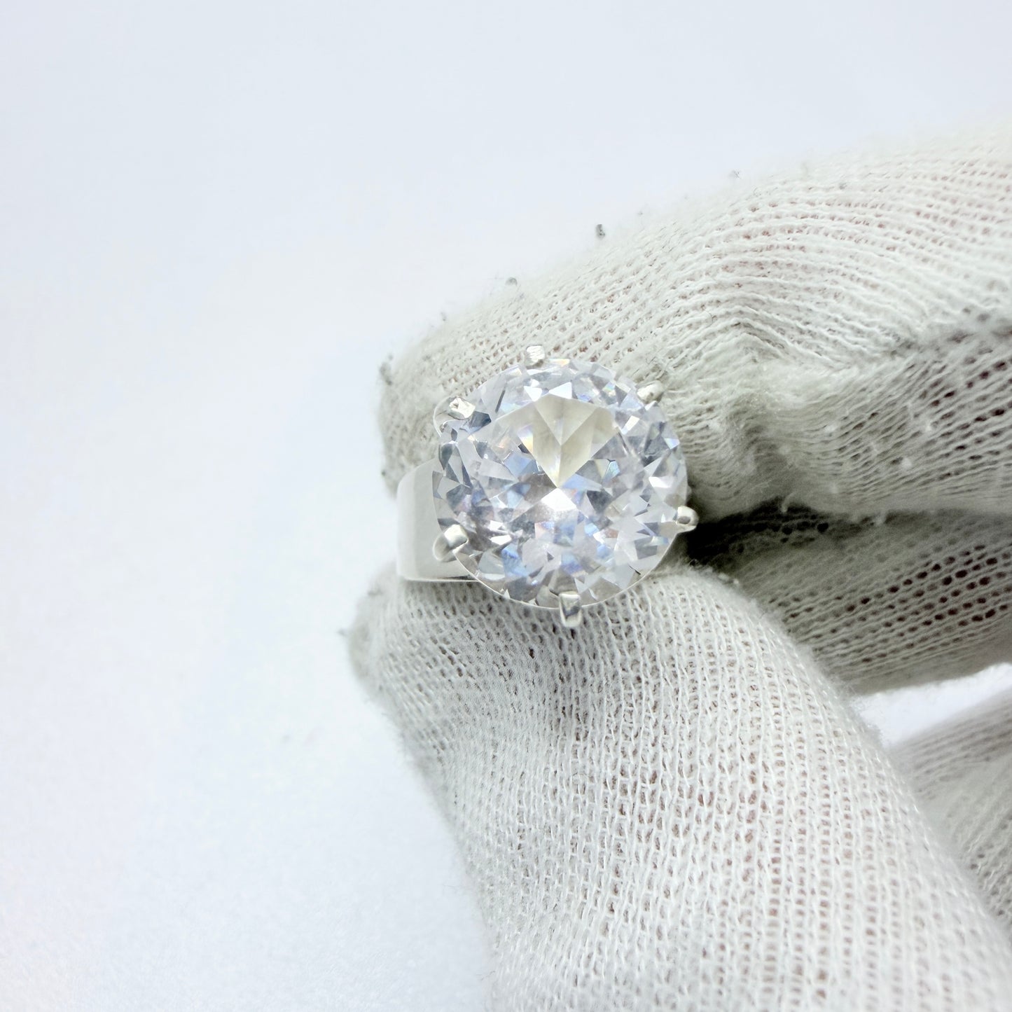 Alton, Sweden 1967. Vintage Sterling Silver Synthetic Spinel Ring.