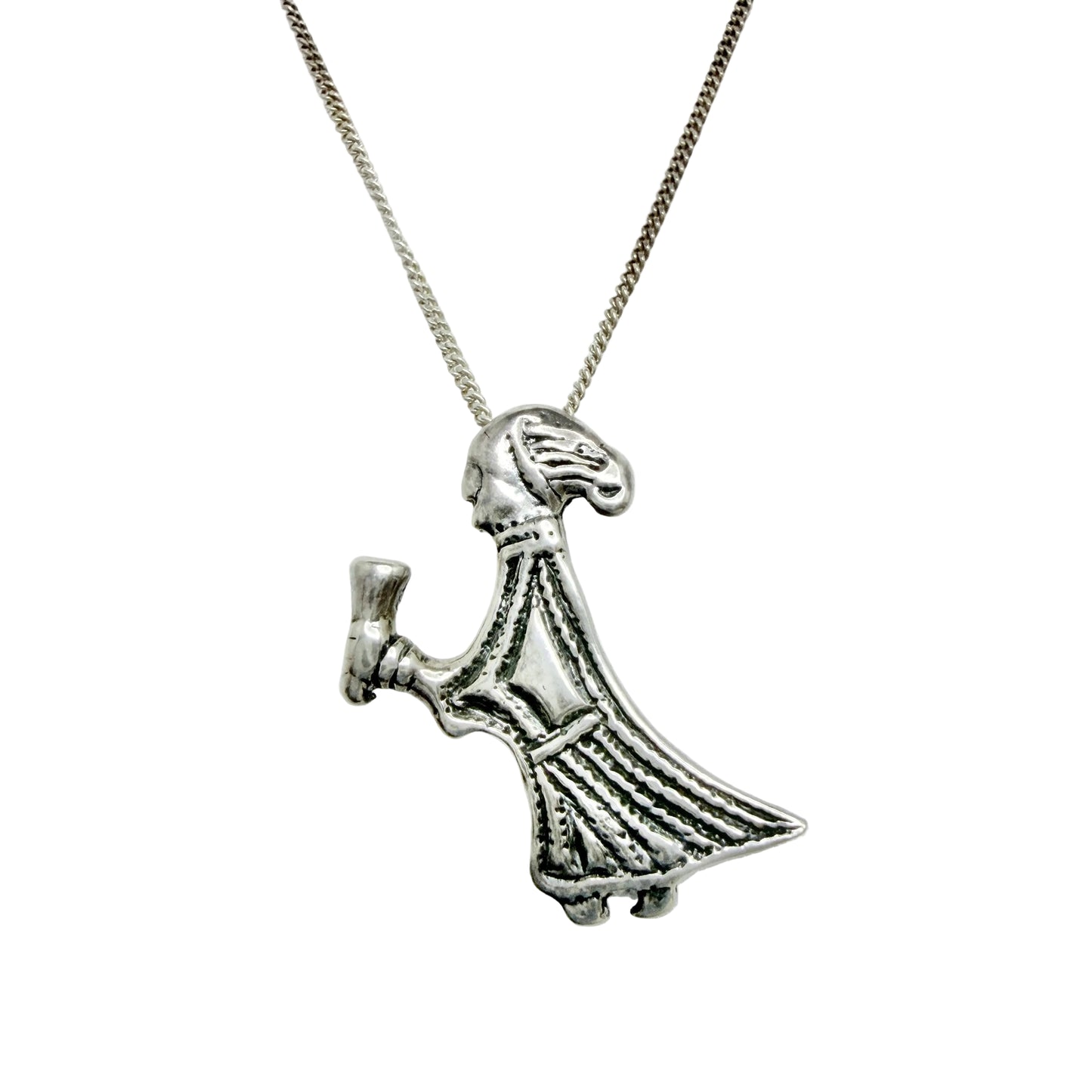 H Råberg, Sweden. Vintage Sterling Silver Viking Copy Valkyria Pendant Necklace.