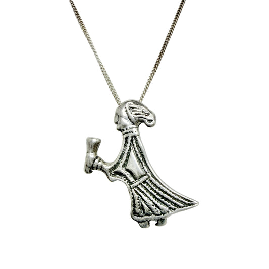 H Råberg, Sweden. Vintage Sterling Silver Viking Copy Valkyria Pendant Necklace.