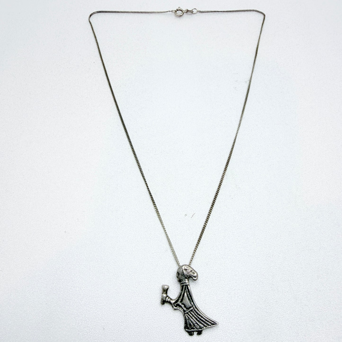 H Råberg, Sweden. Vintage Sterling Silver Viking Copy Valkyria Pendant Necklace.