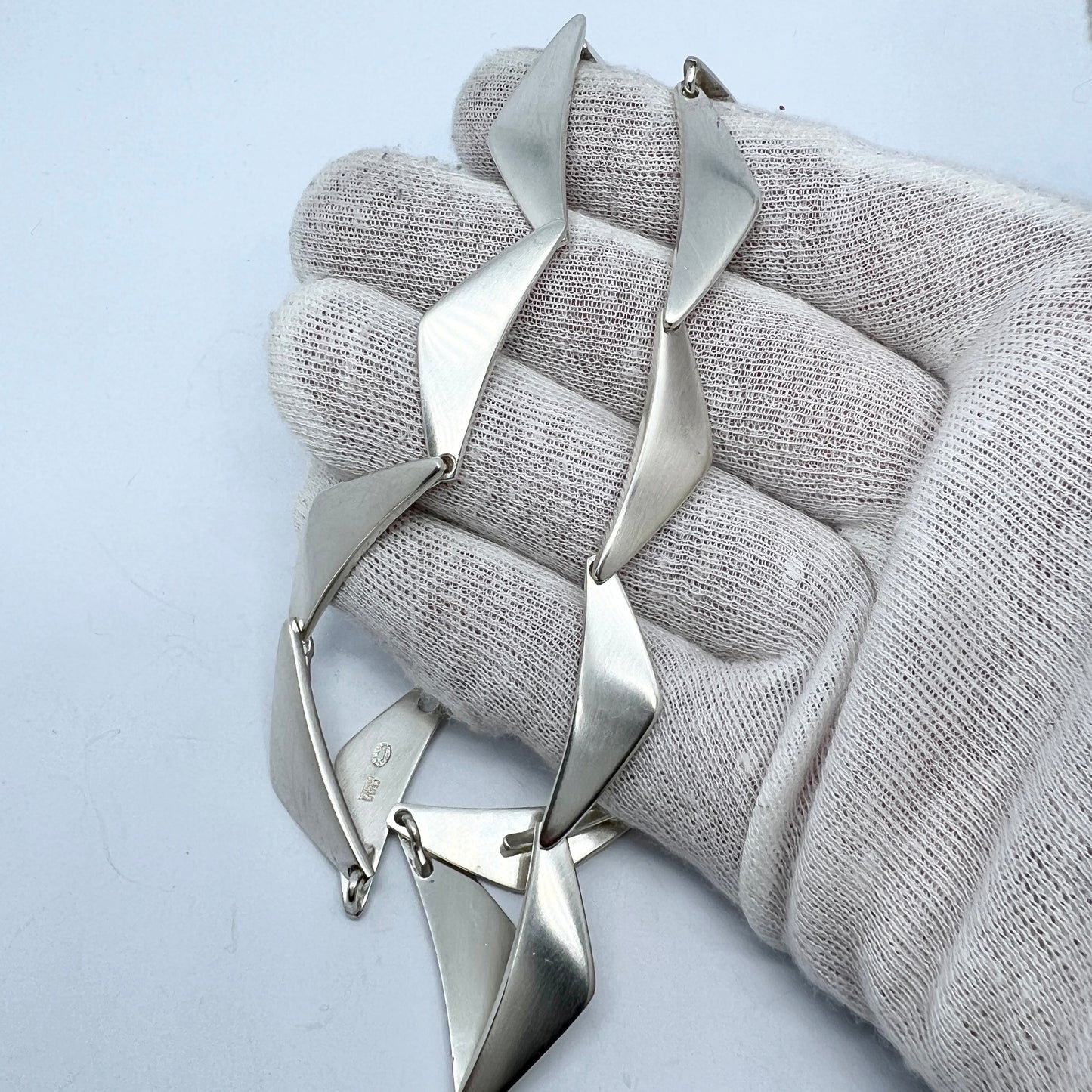 Georg Jensen, Denmark. Vintage Sterling Silver Bracelet. The Peak Necklace, designed by Bent Gabrielsen.