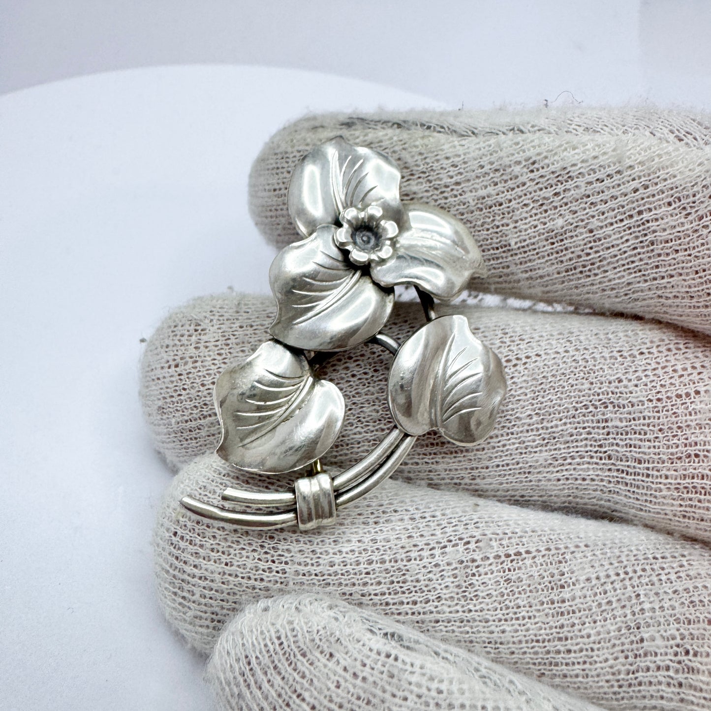 Kaplan, Sweden 1953. Vintage Solid Silver Flower Brooch.