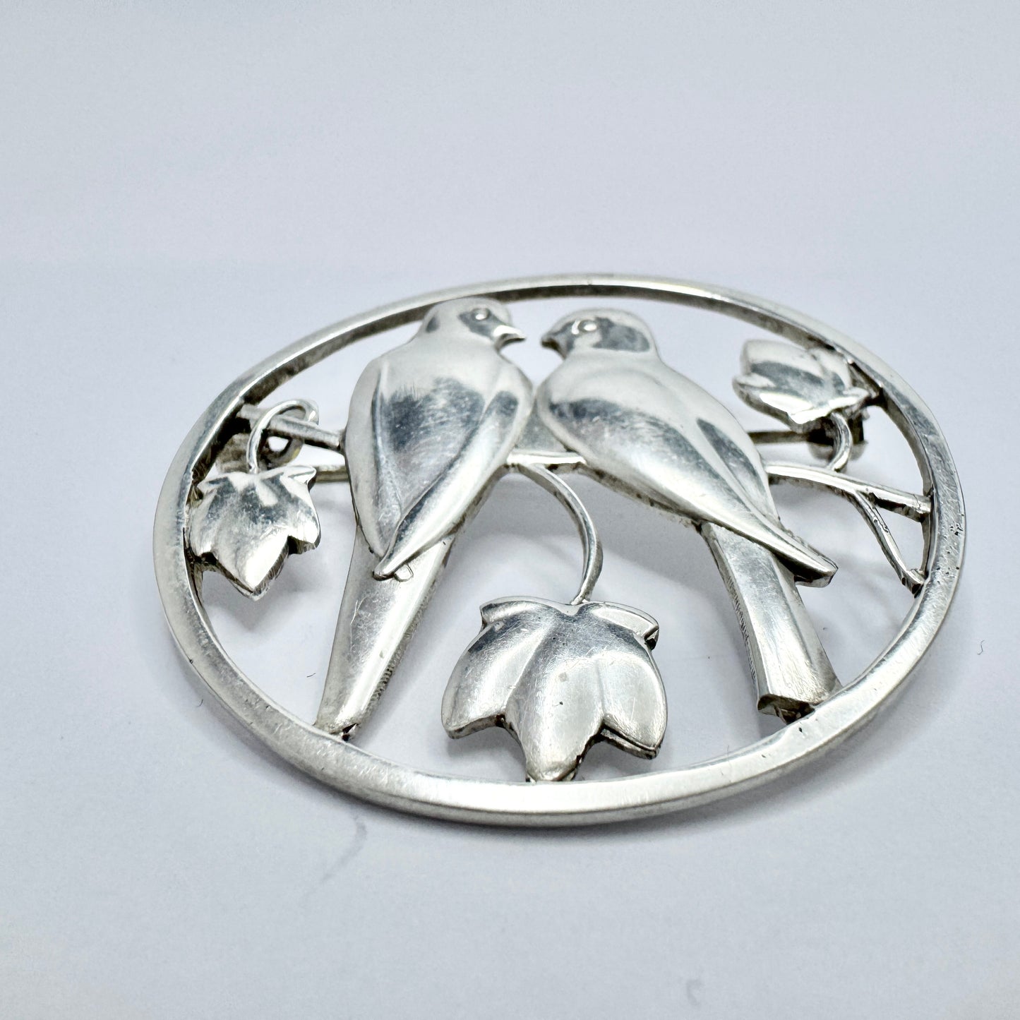Sweden ca 1950. Vintage Sterling Silver Love Birds Brooch.