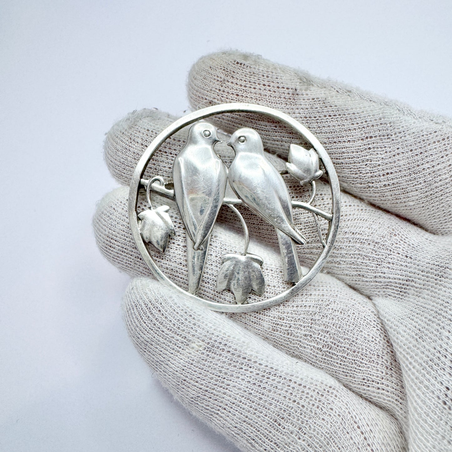 Sweden ca 1950. Vintage Sterling Silver Love Birds Brooch.