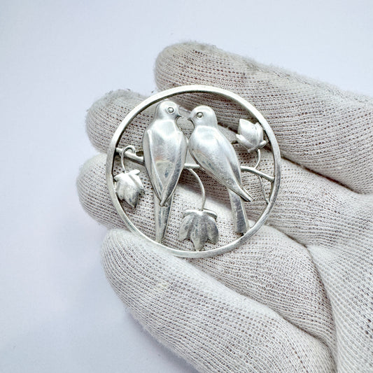 Sweden ca 1950. Vintage Sterling Silver Love Birds Brooch.