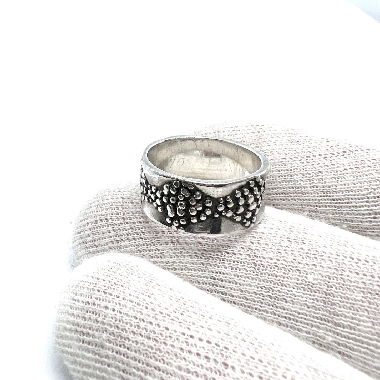 Koruseppa Oy, Finland year 1970. Vintage Sterling Silver Unisex Ring.