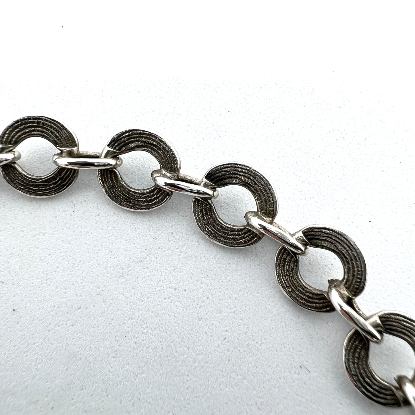 Jalosepot Oy, Finland 1975. Vintage Solid 830 Silver Bracelet.