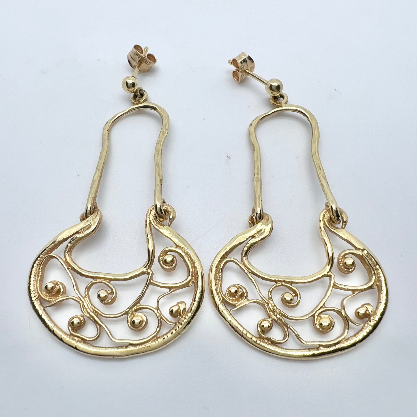 Bengt Hallberg, Sweden 1989. Vintage Viking Copy Viking Ship Large 18k Gold Earrings.