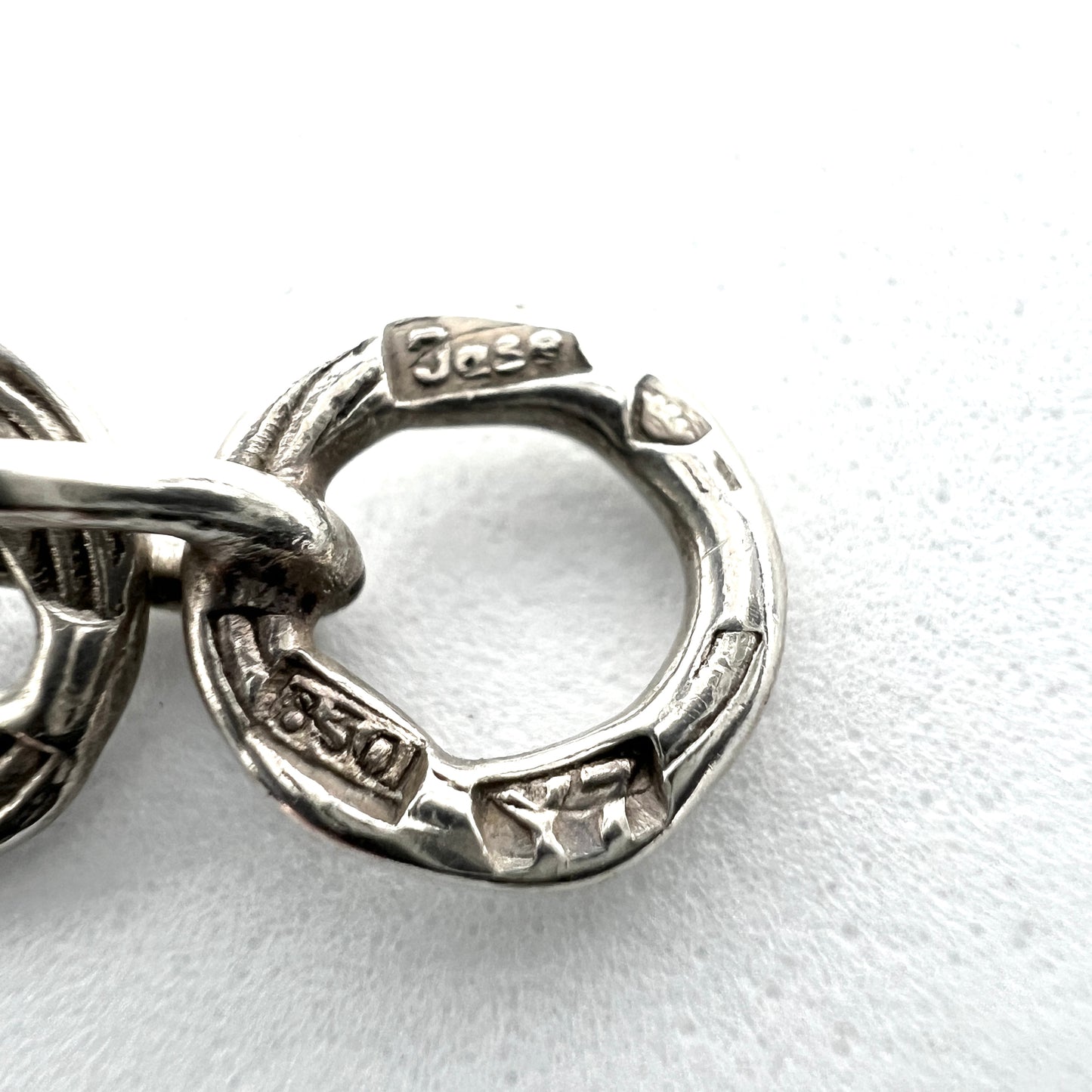 Jalosepot Oy, Finland 1975. Vintage Solid 830 Silver Bracelet.