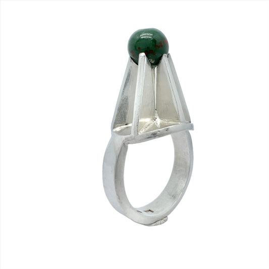 Åke Stavenow, Sweden 1959. Vintage Mid-century Modern Sterling Silver Bloodstone Ring.