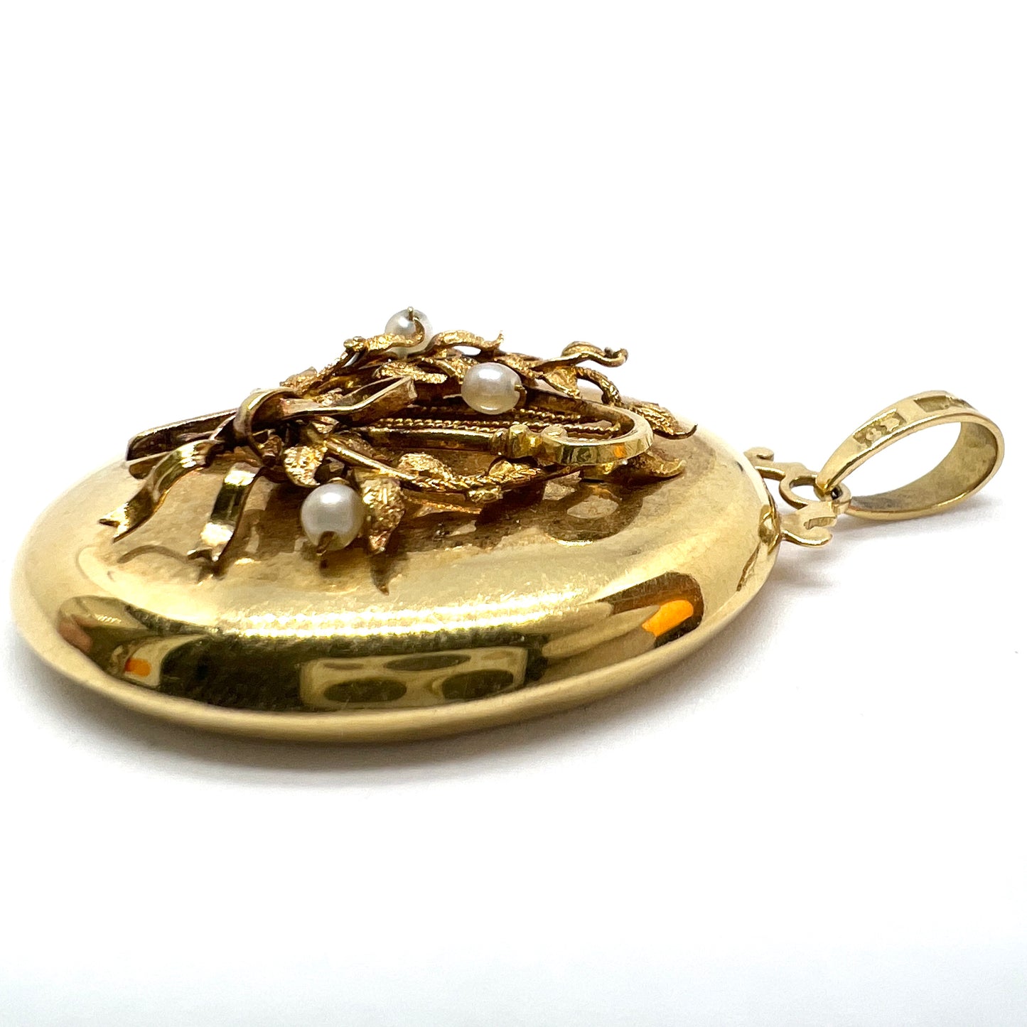 G Dahlgren, Sweden 1873, Antique Victorian 18k Gold Locket Pendant.