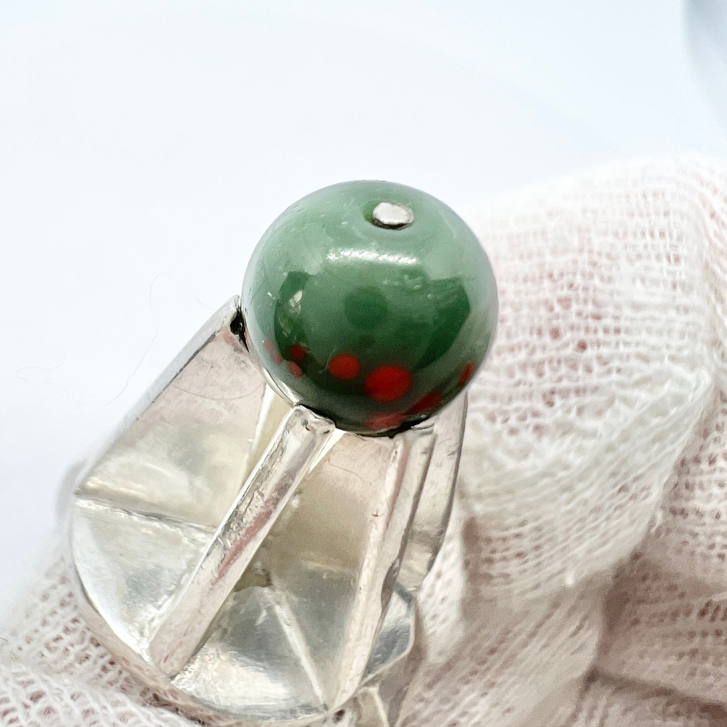 Åke Stavenow, Sweden 1959. Vintage Mid-century Modern Sterling Silver Bloodstone Ring.