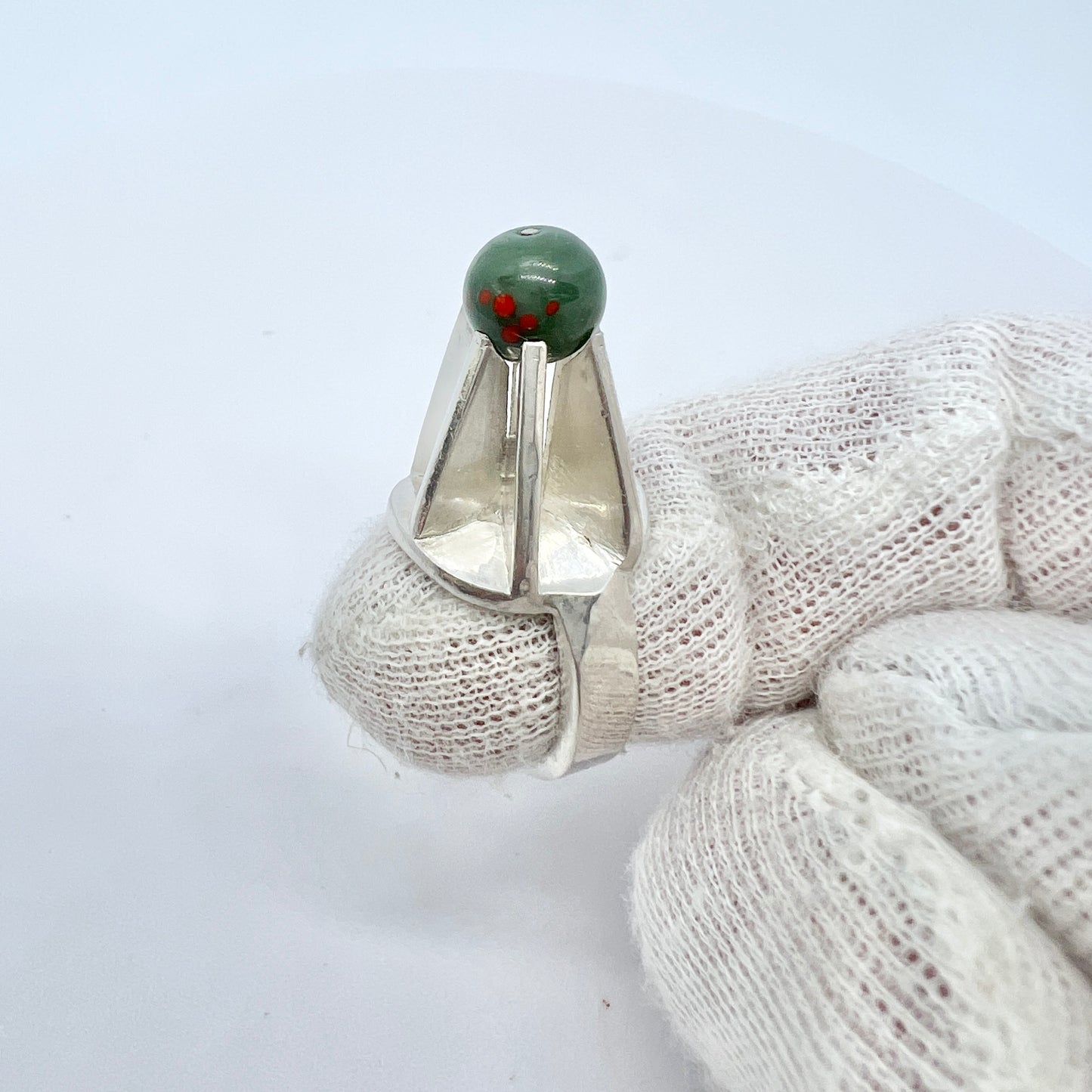 Åke Stavenow, Sweden 1959. Vintage Mid-century Modern Sterling Silver Bloodstone Ring.