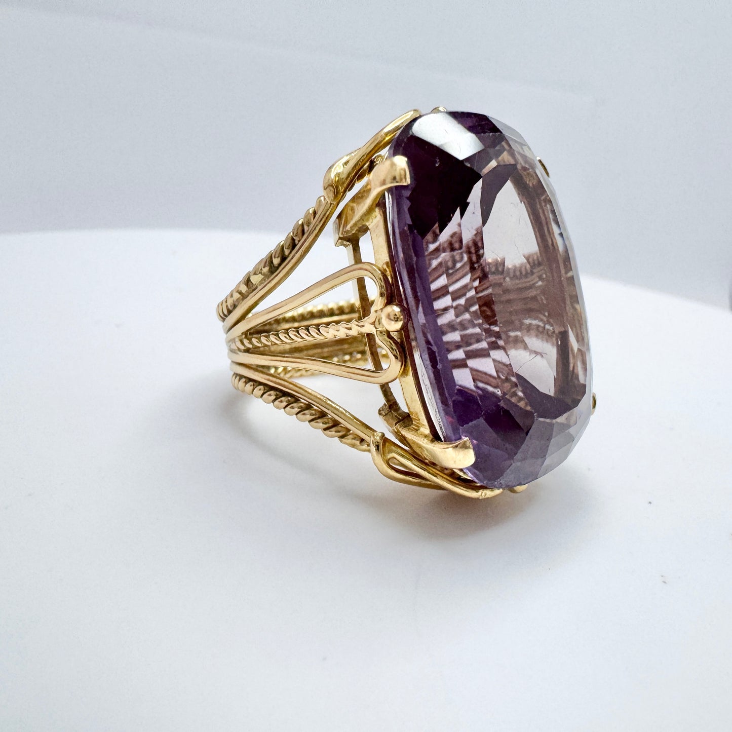 Eastern Mediterranean Bold Vintage 18k Gold Synthetic Purple Sapphire Ring. 23gram