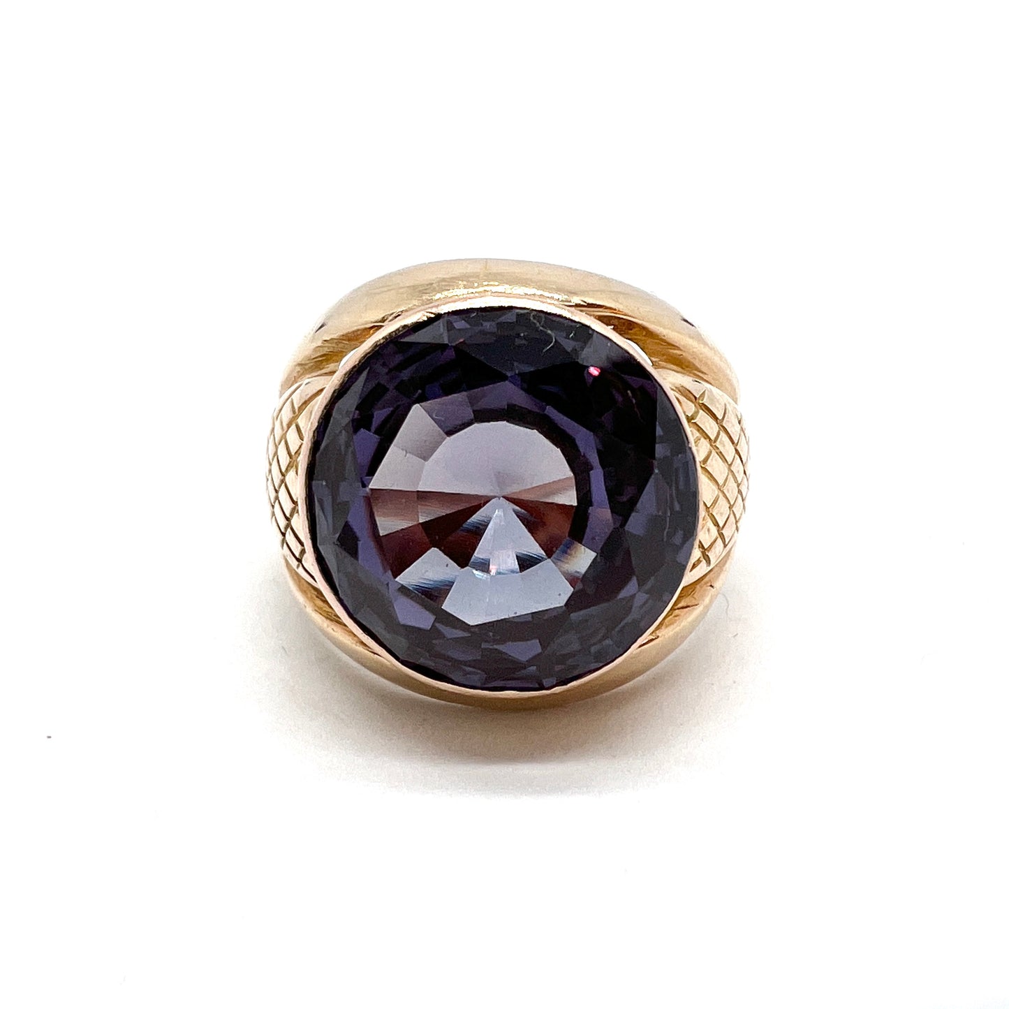 Egypt c 1950-60s. Vintage 14k Gold Synthetic Alexandrite Unisex Ring.