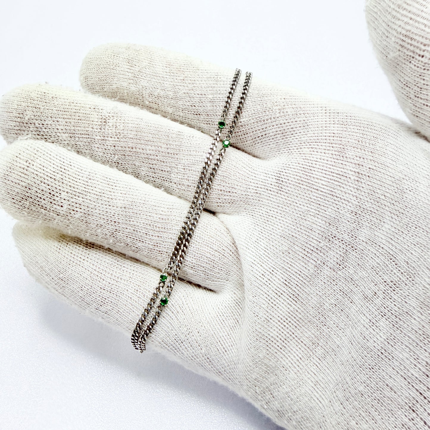 Sweden. Vintage 18k Gold Emerald Necklace.