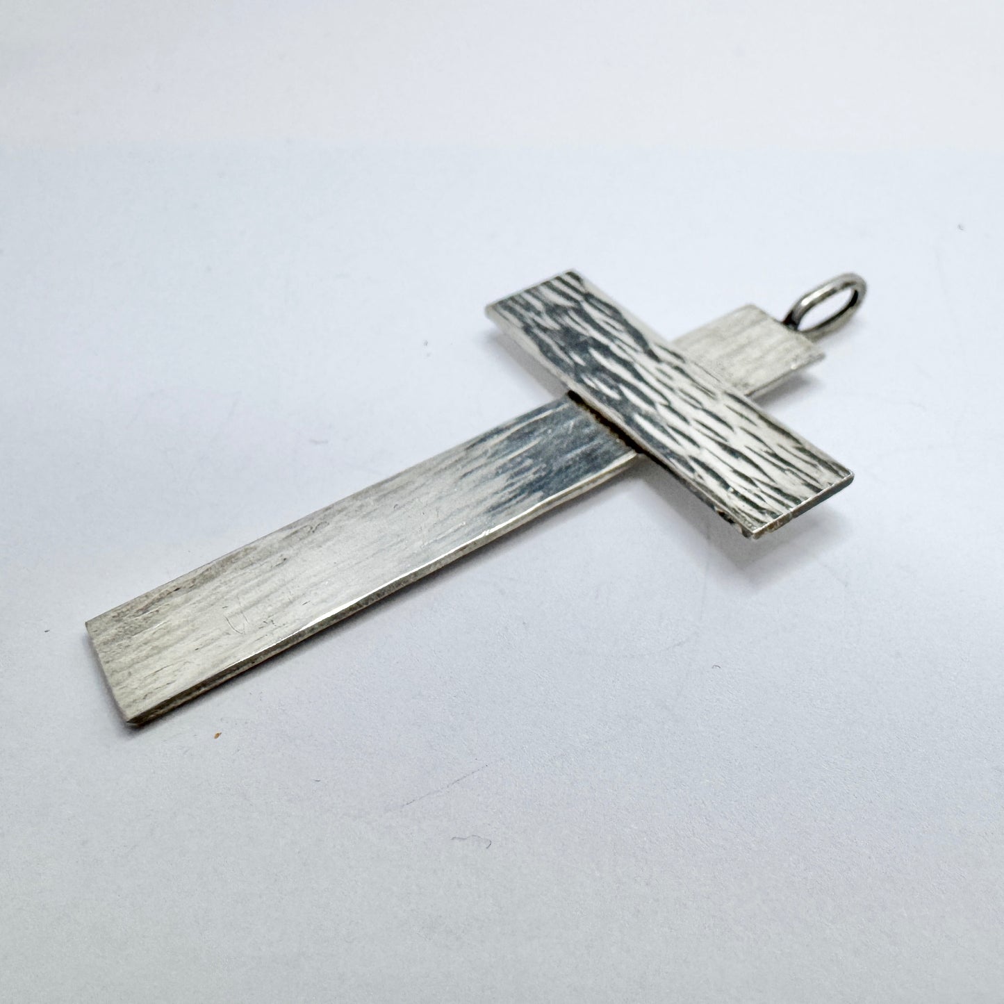 Elon Arenhill, Sweden year 1950. Vintage Sterling Silver Cross Pendant. Signed.