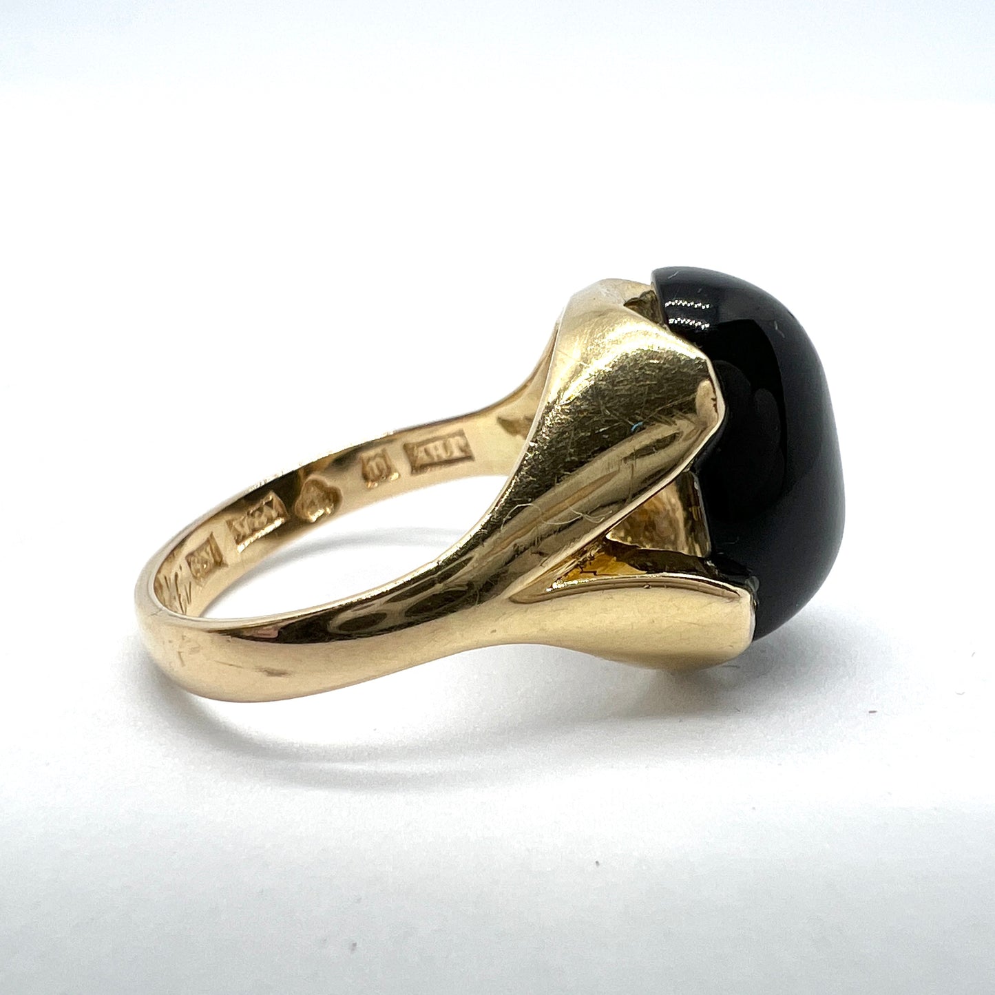John Hoffner, Sweden year 1960. Vintage 18k Gold Onyx Ring.