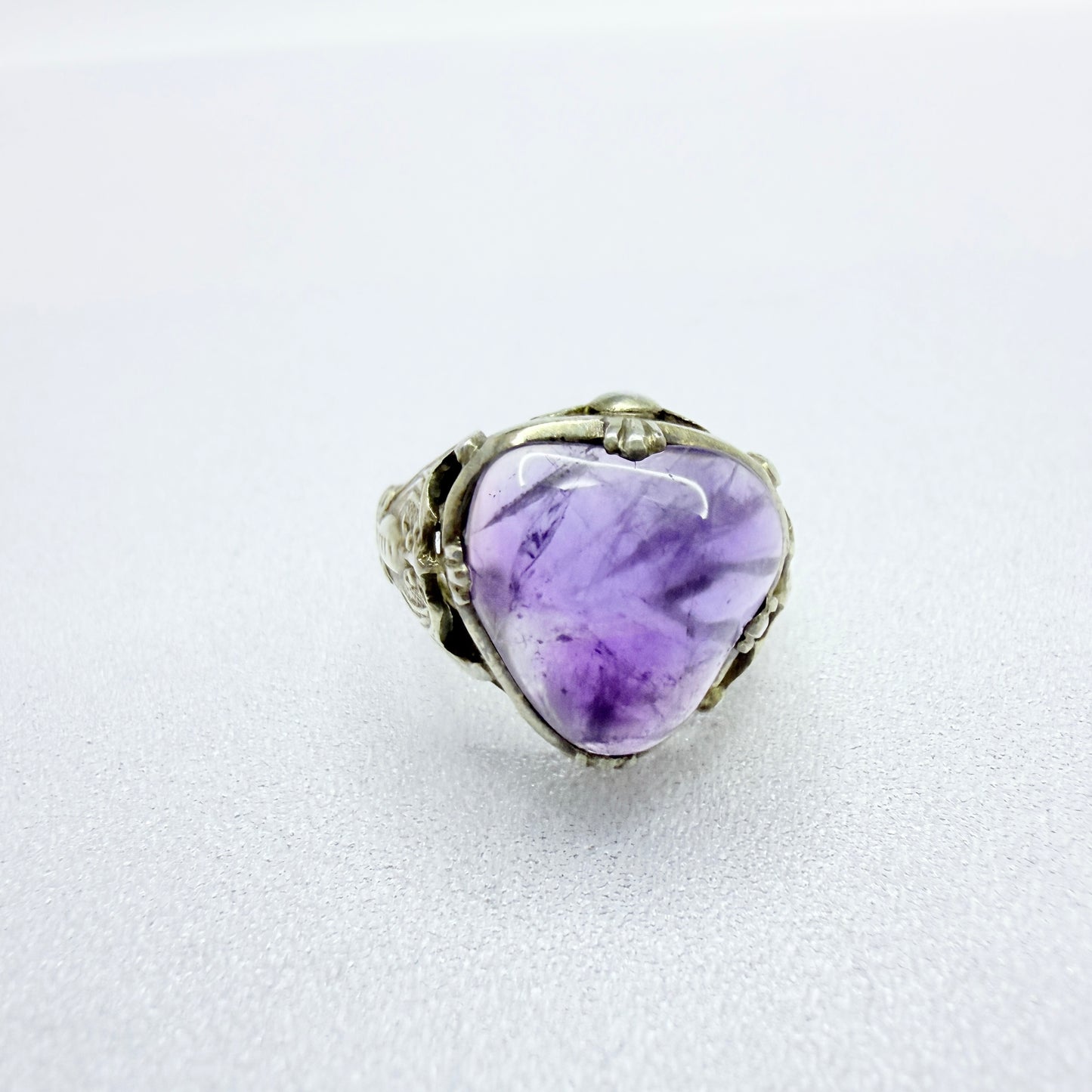 Vintage Chinese Export Sterling Silver Amethyst Ring.