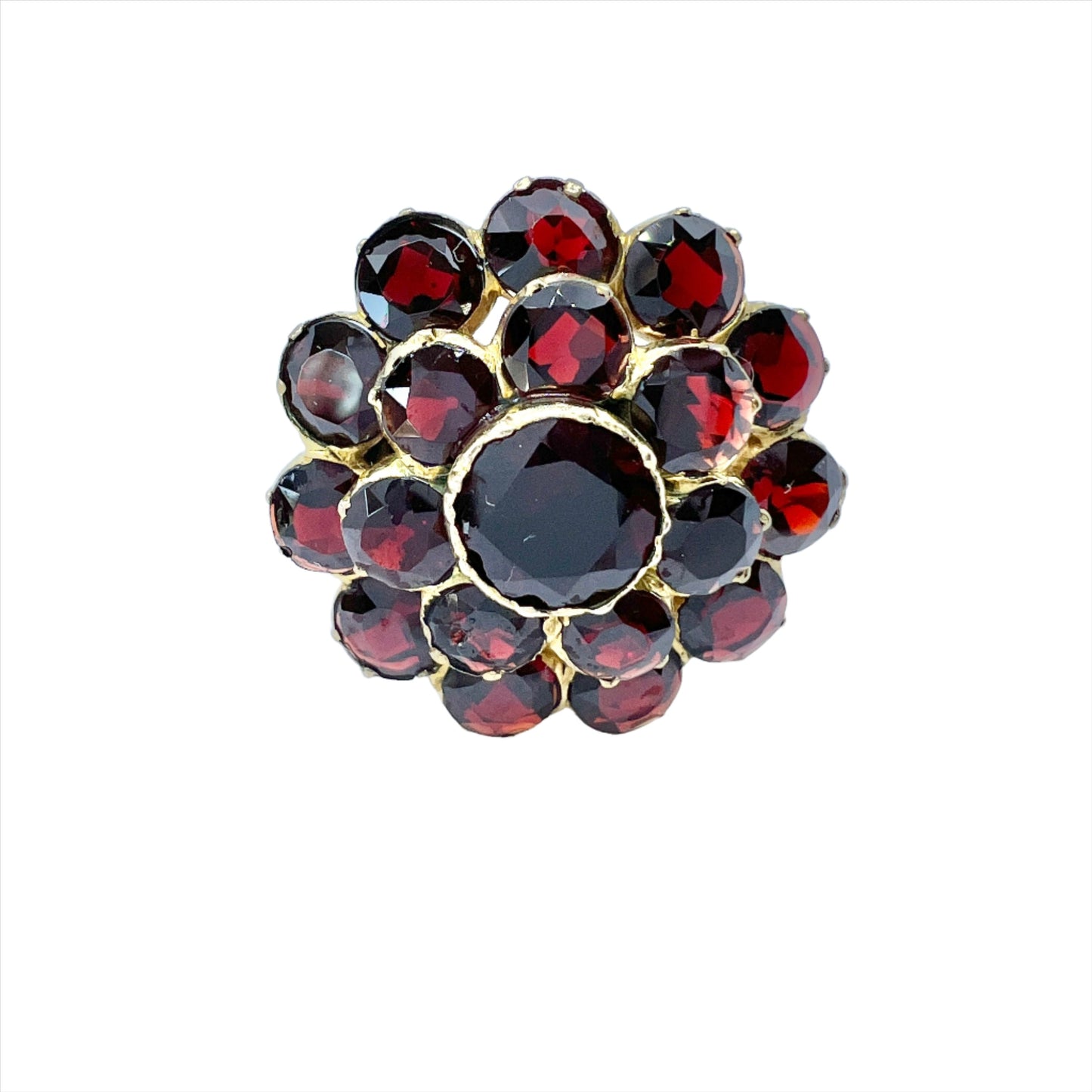 Vintage / Antique Bohemian Garnet Ring.