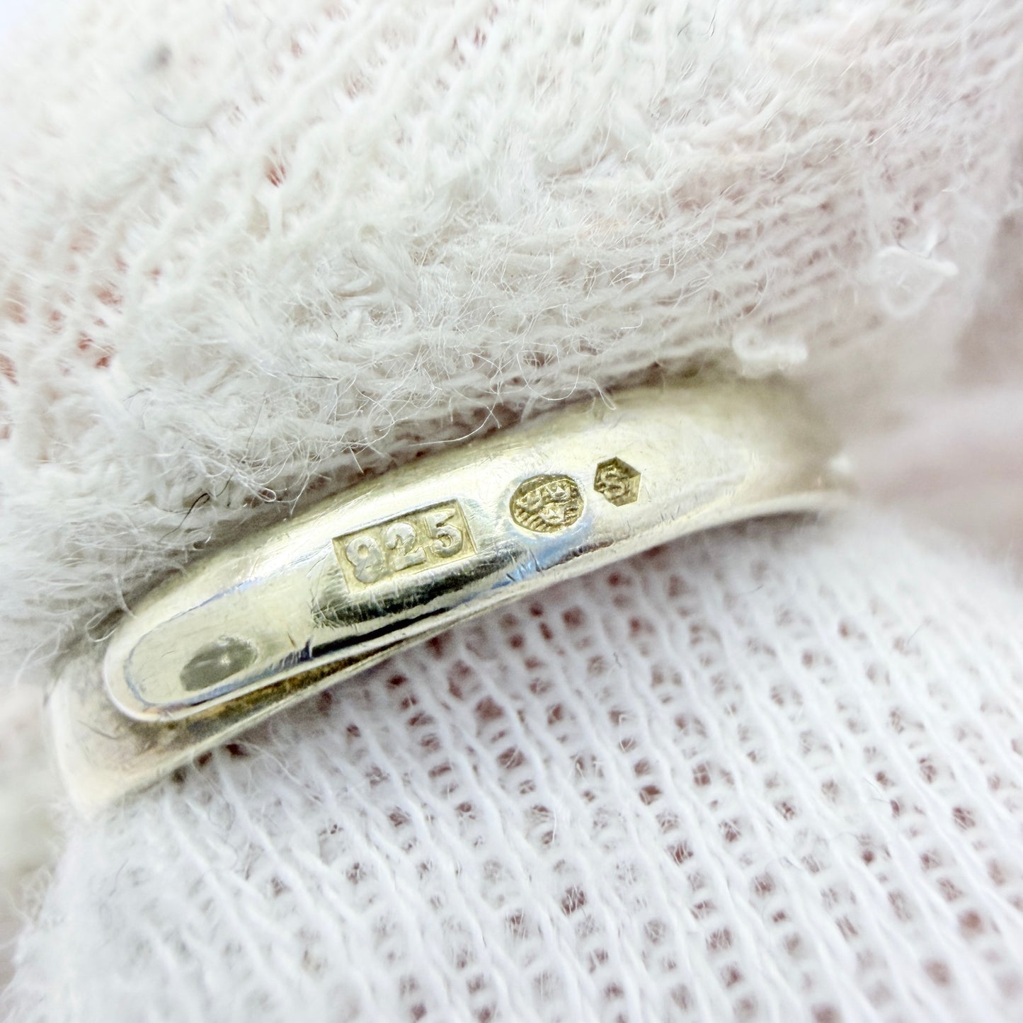 Vintage Chinese Export Sterling Silver Amethyst Ring.