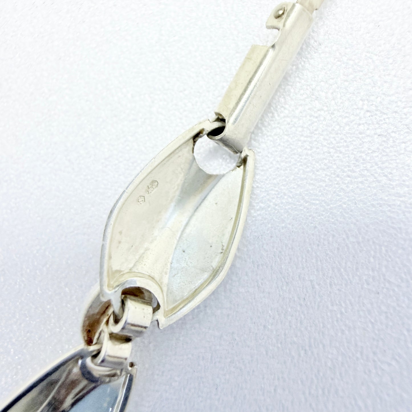 K&L-Kordes Lichtenfels, Germany ca 1960. Vintage Solid Silver Chalcedony Bracelet.