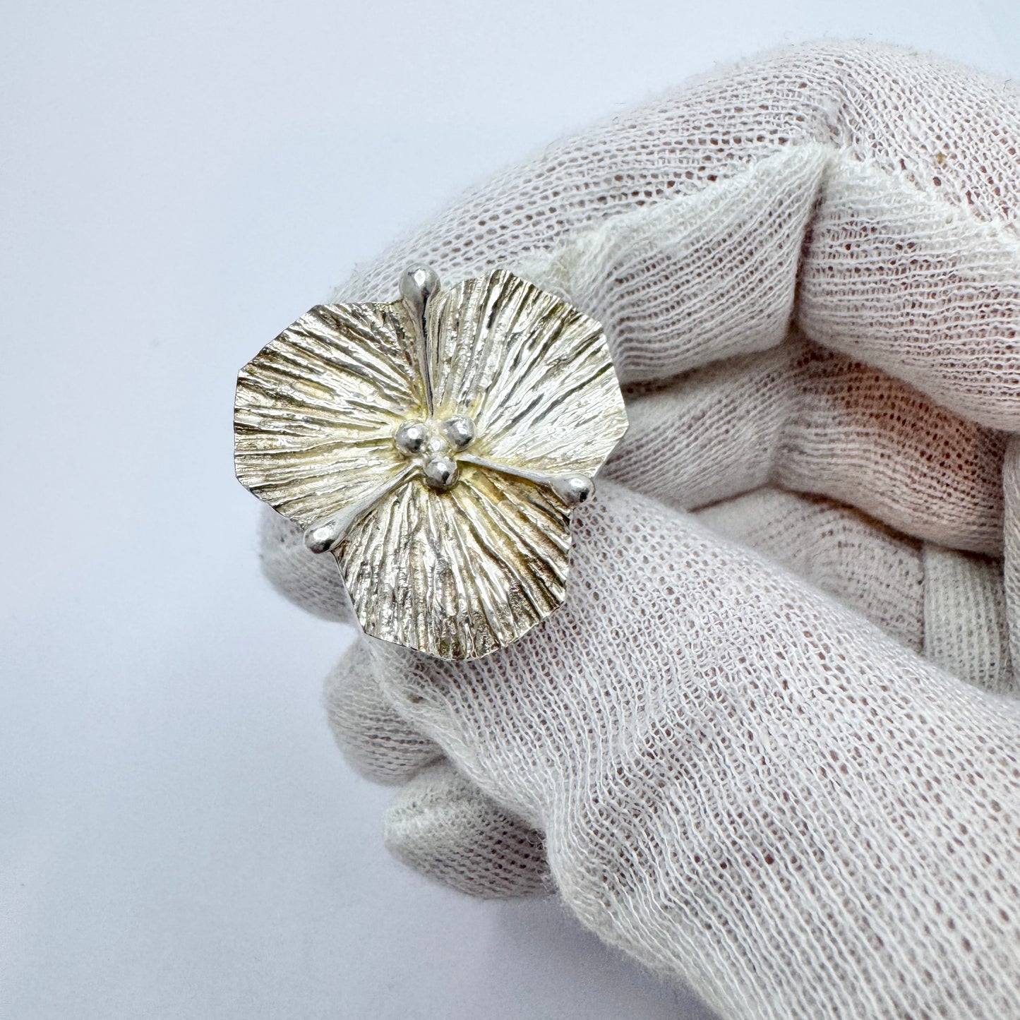 NOR, Finland 1982. Vintage Sterling Silver Flower Ring.