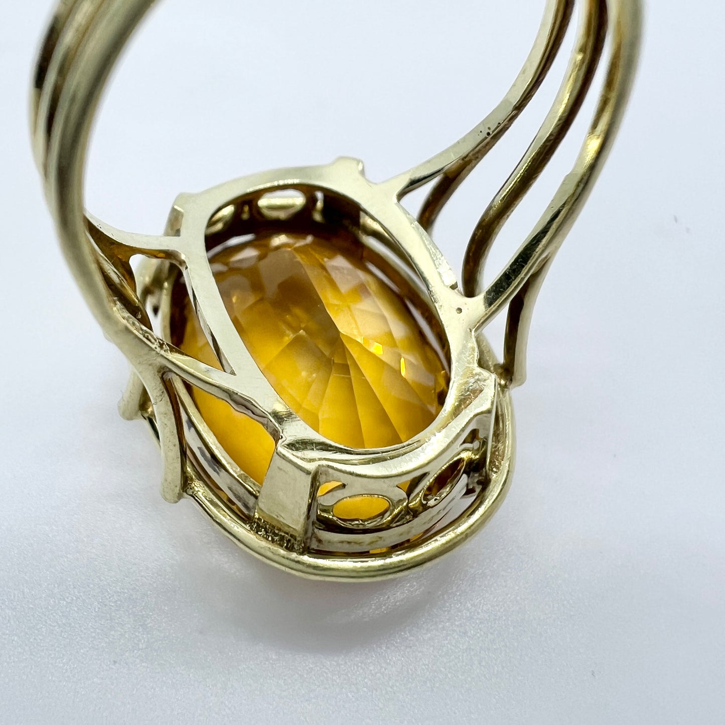 Vintage 1960-70s. Bold 14k Gold Citrine Cocktail Ring.