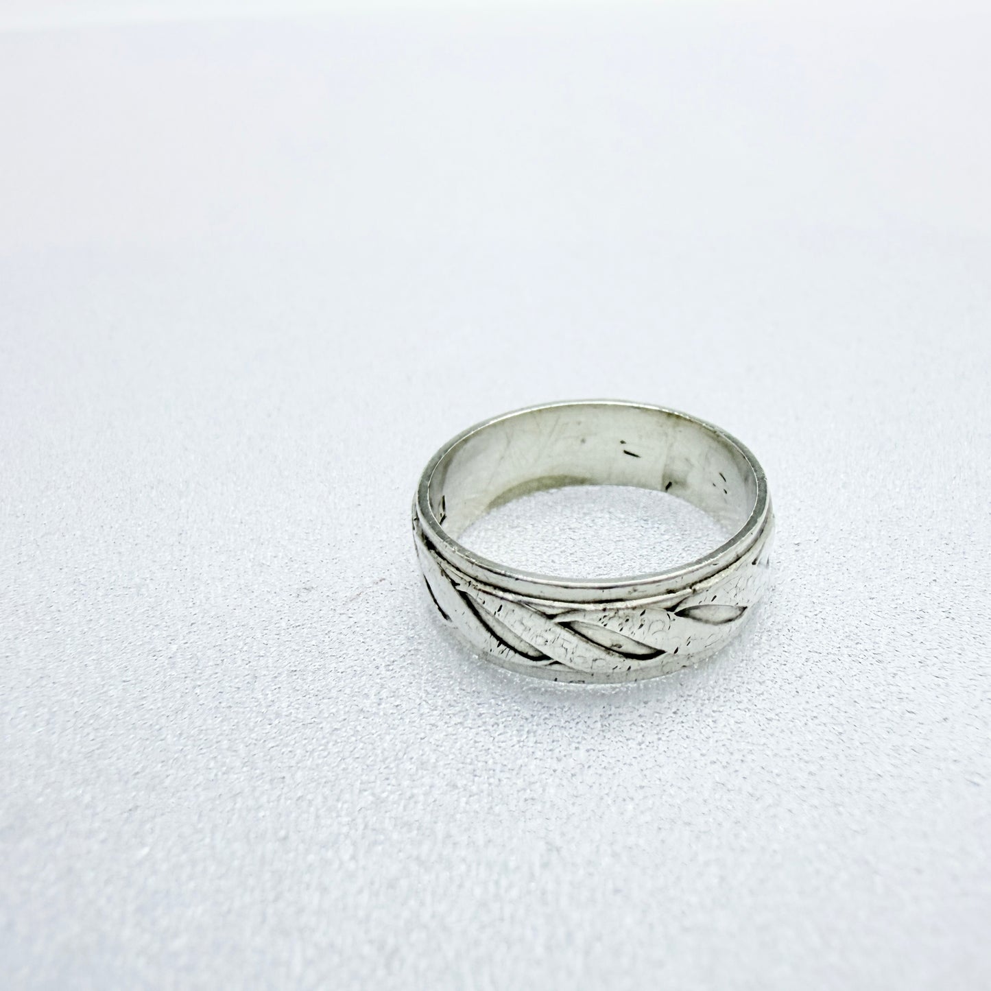 Victor Janson, Sweden 1964. Vintage Solid Silver Band Ring.