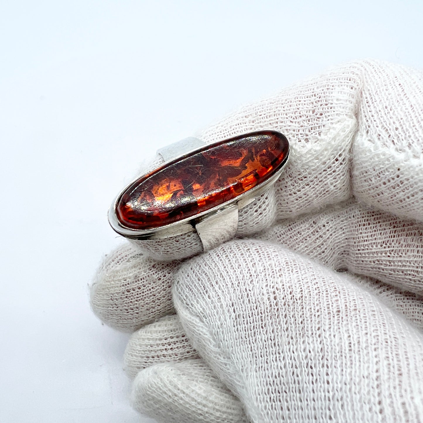 Fischland Ostseeschmuck. Vintage c 1970s Solid Silver Amber Ring.