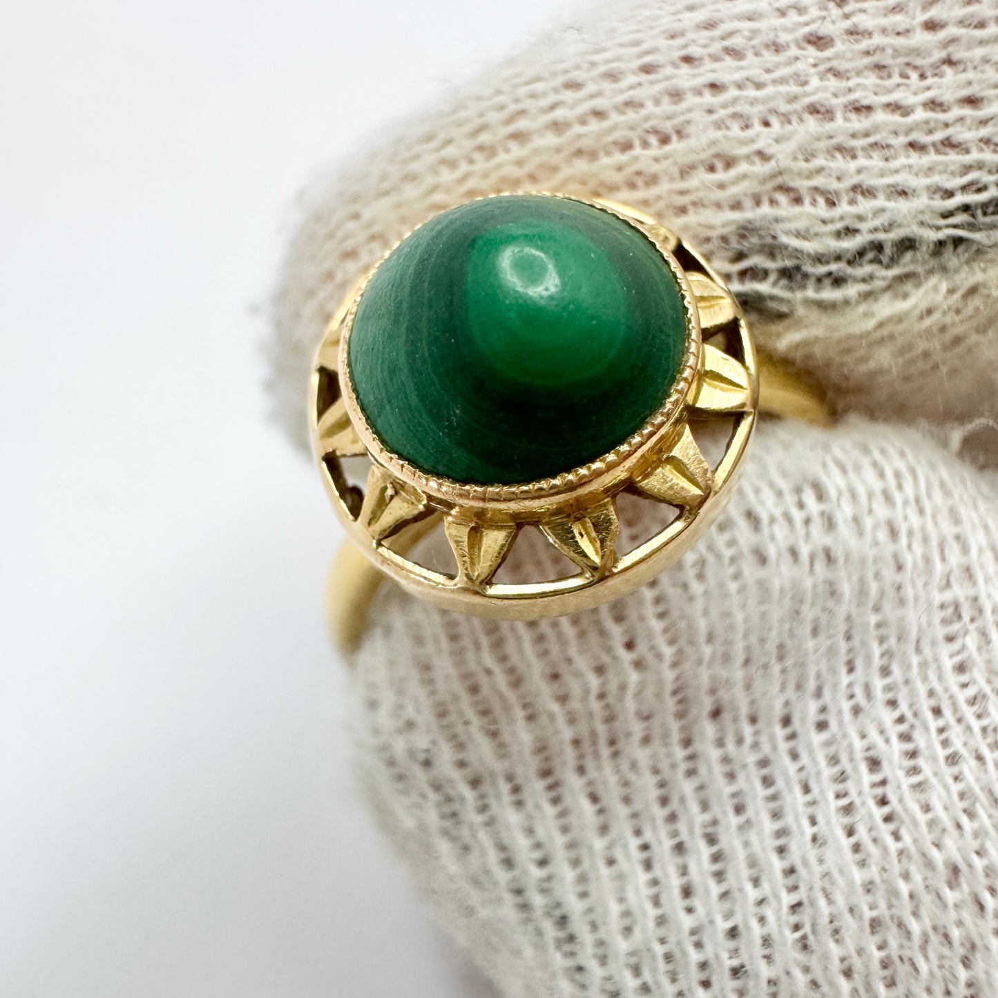 GVH, Sweden year 1941. Rare War-time 20k Gold Malachite Ring