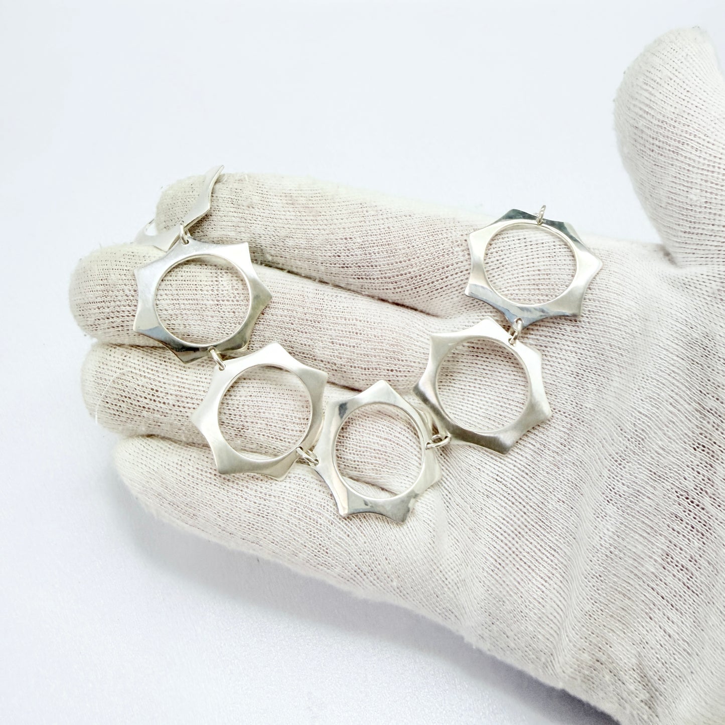 Sterling Silver Geometric Necklace.