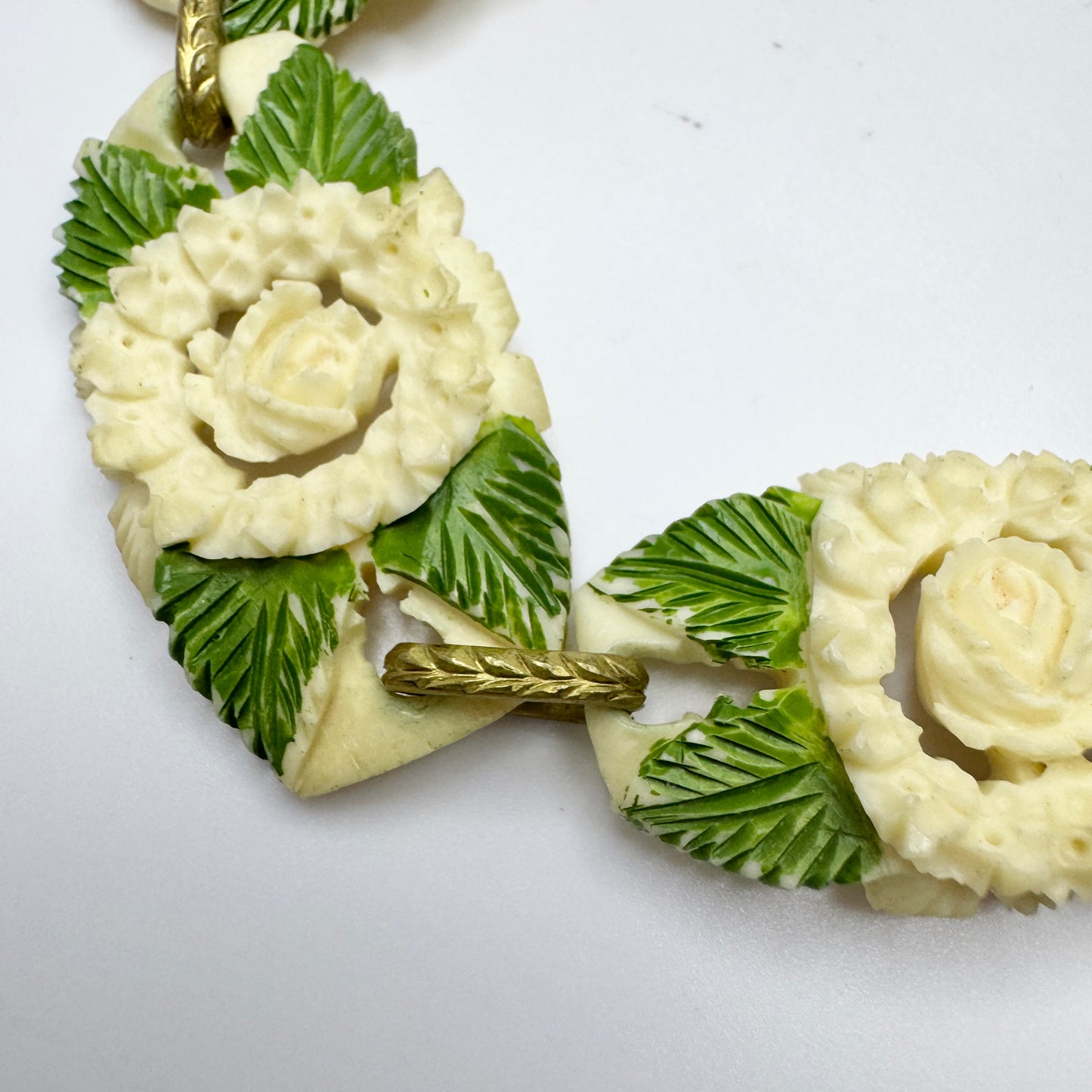 Vintage Carved Celluloid Costume Jewelry Flower Bracelet.