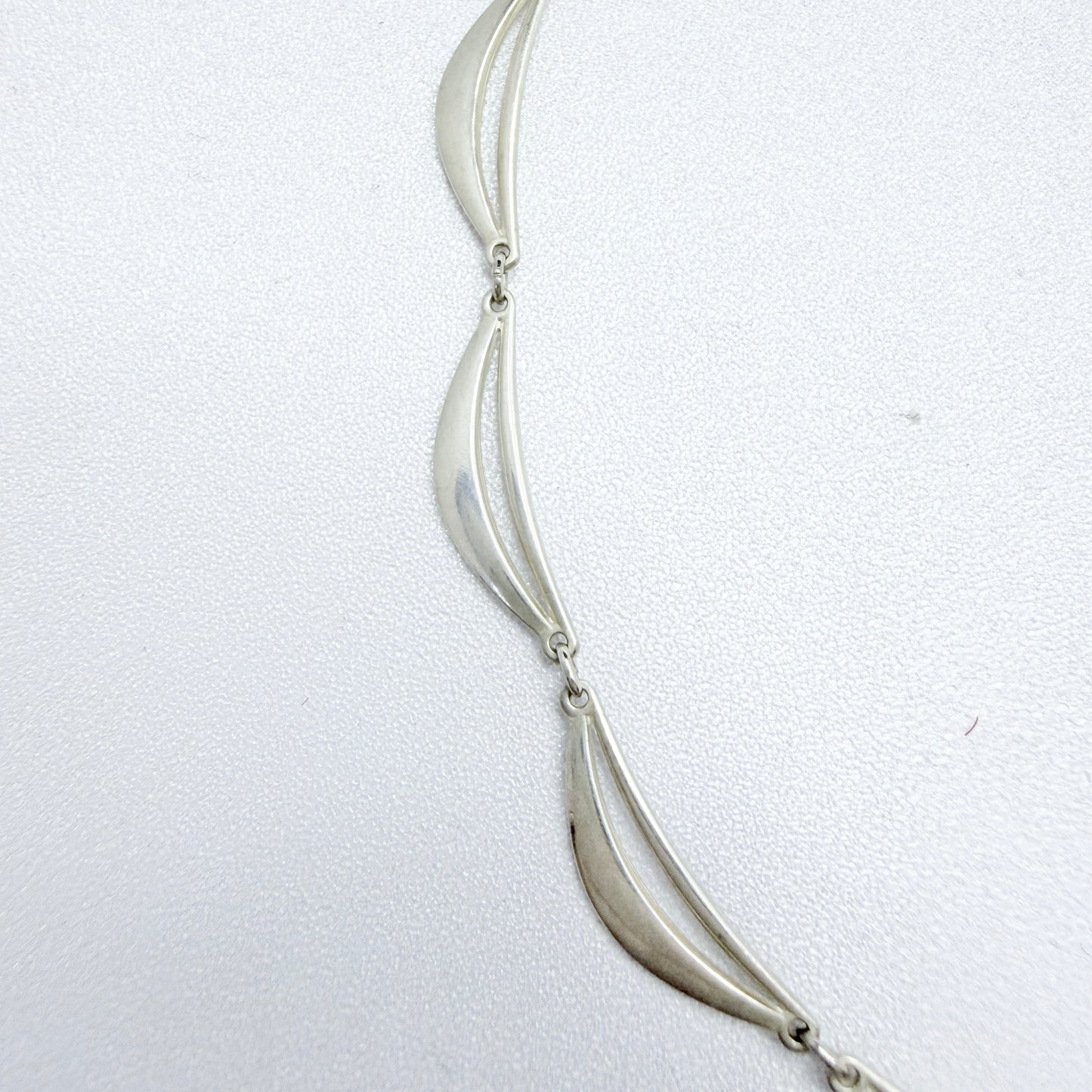 Germany c 1950s. Solid Silver Necklace.