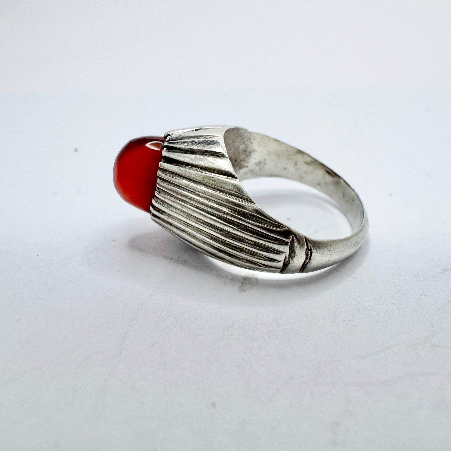 Vintage 1960s. Space Age Solid Silver Carnelian Ring.