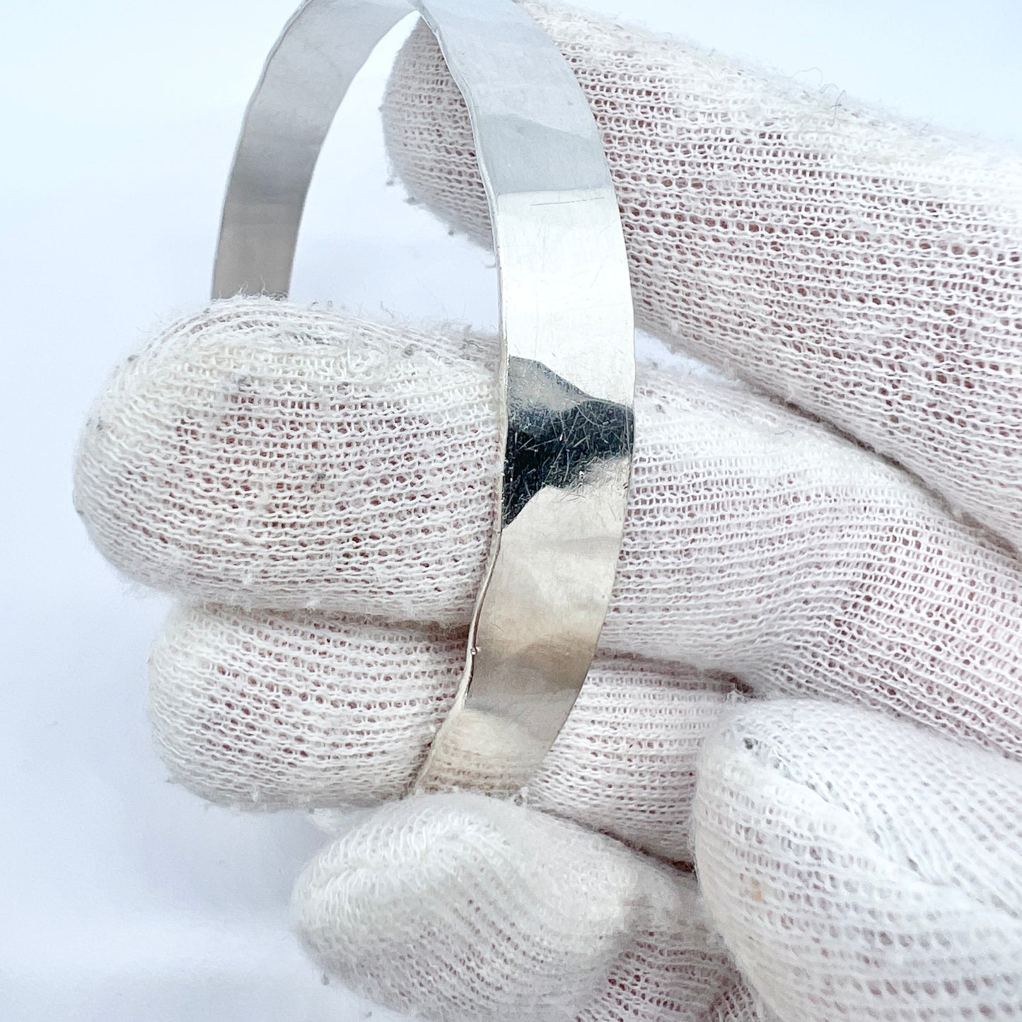 Owe Johansson, Sweden 1972. Vintage Sterling Silver Bangle Bracelet.