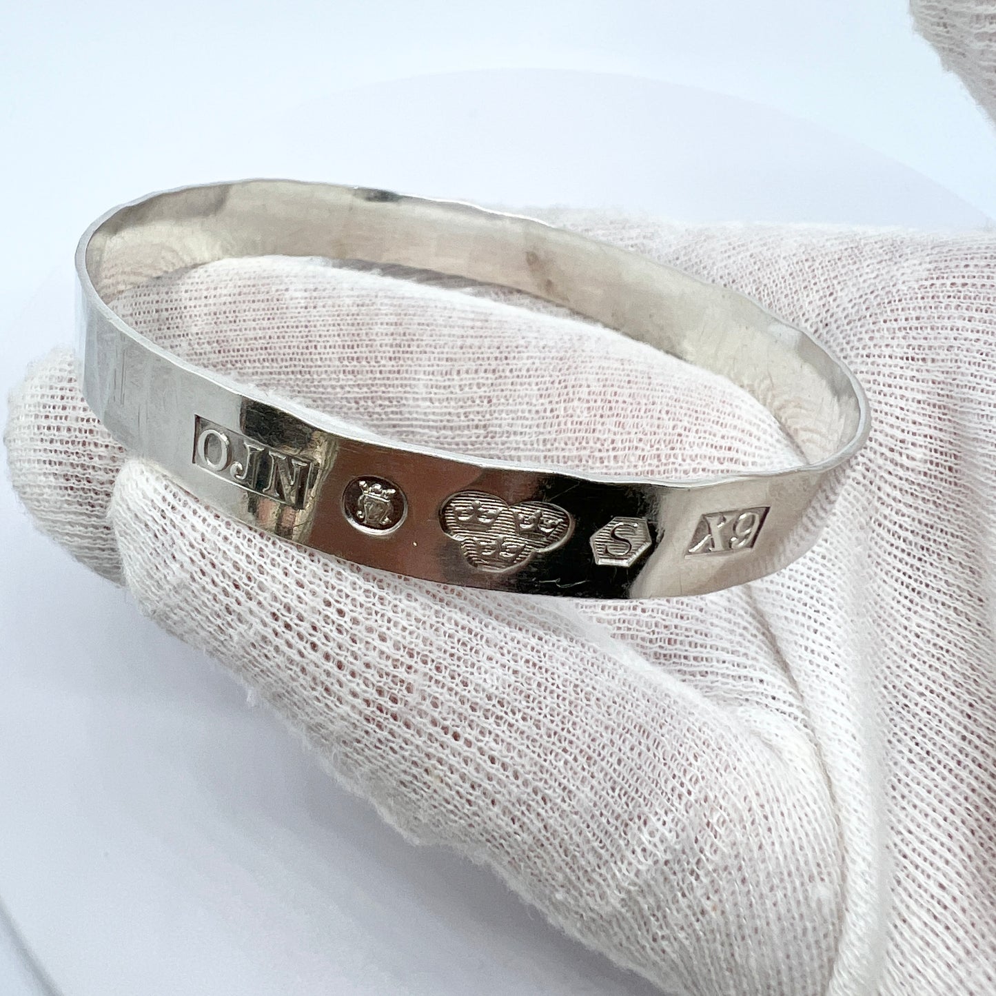 Owe Johansson, Sweden 1972. Vintage Sterling Silver Bangle Bracelet.