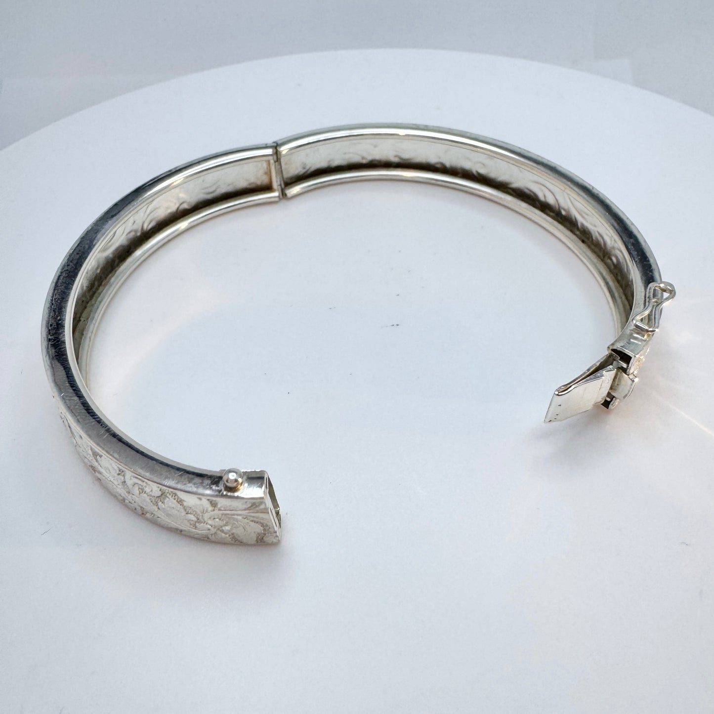 Friedrich Speidel, Germany c 1950s. Vintage Solid Silver Bangle Bracelet.