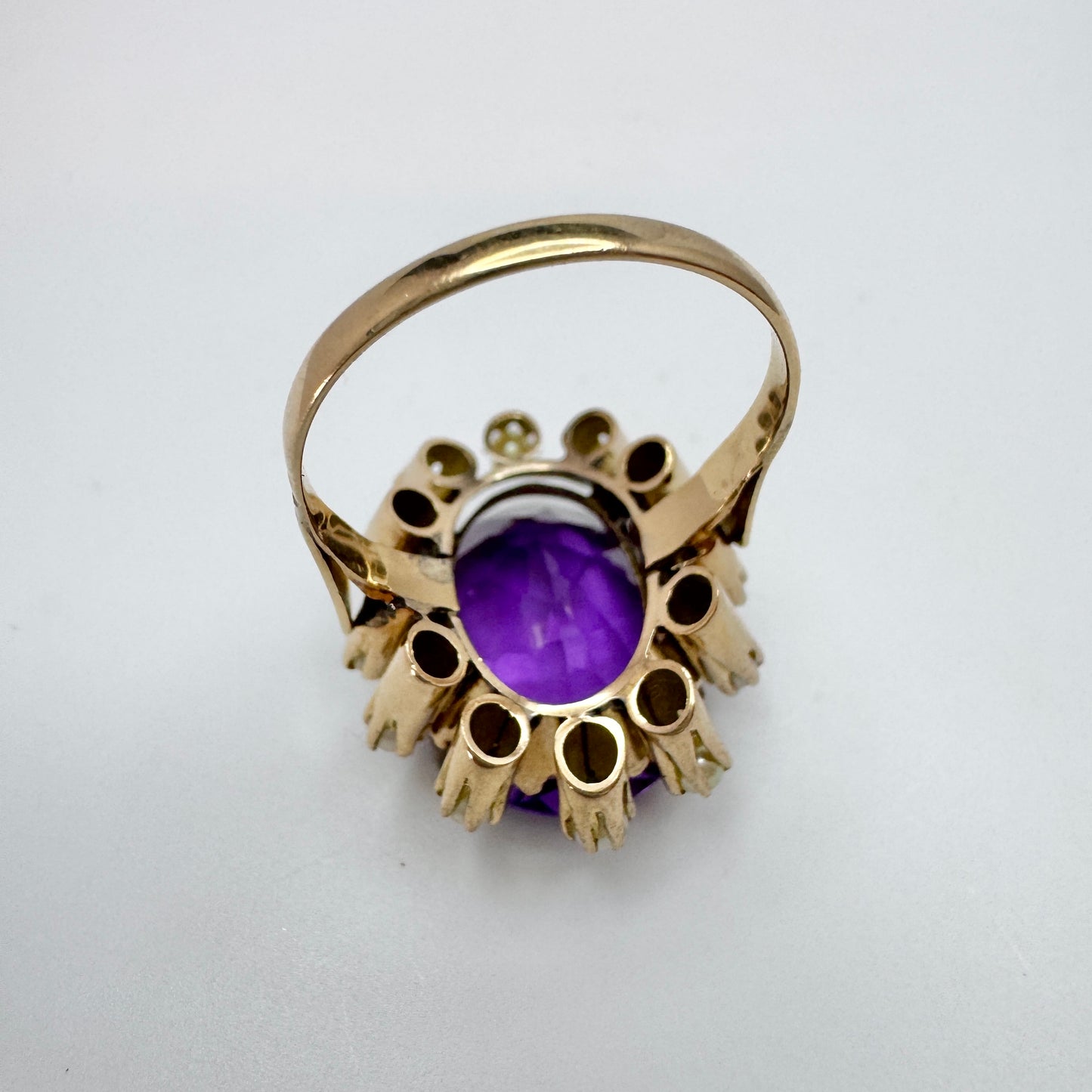 Vintage Bold 18k Gold Amethyst Pearl Cocktail Ring.