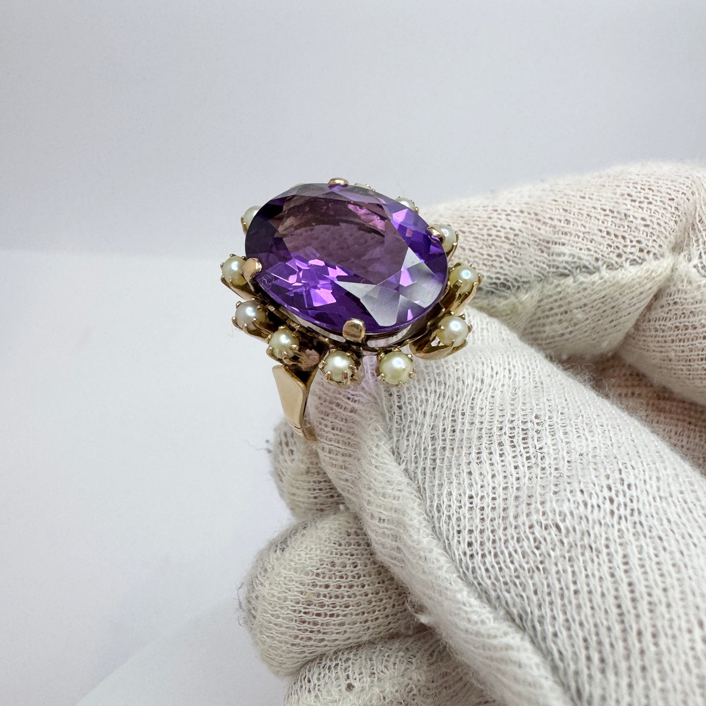Vintage Bold 18k Gold Amethyst Pearl Cocktail Ring.