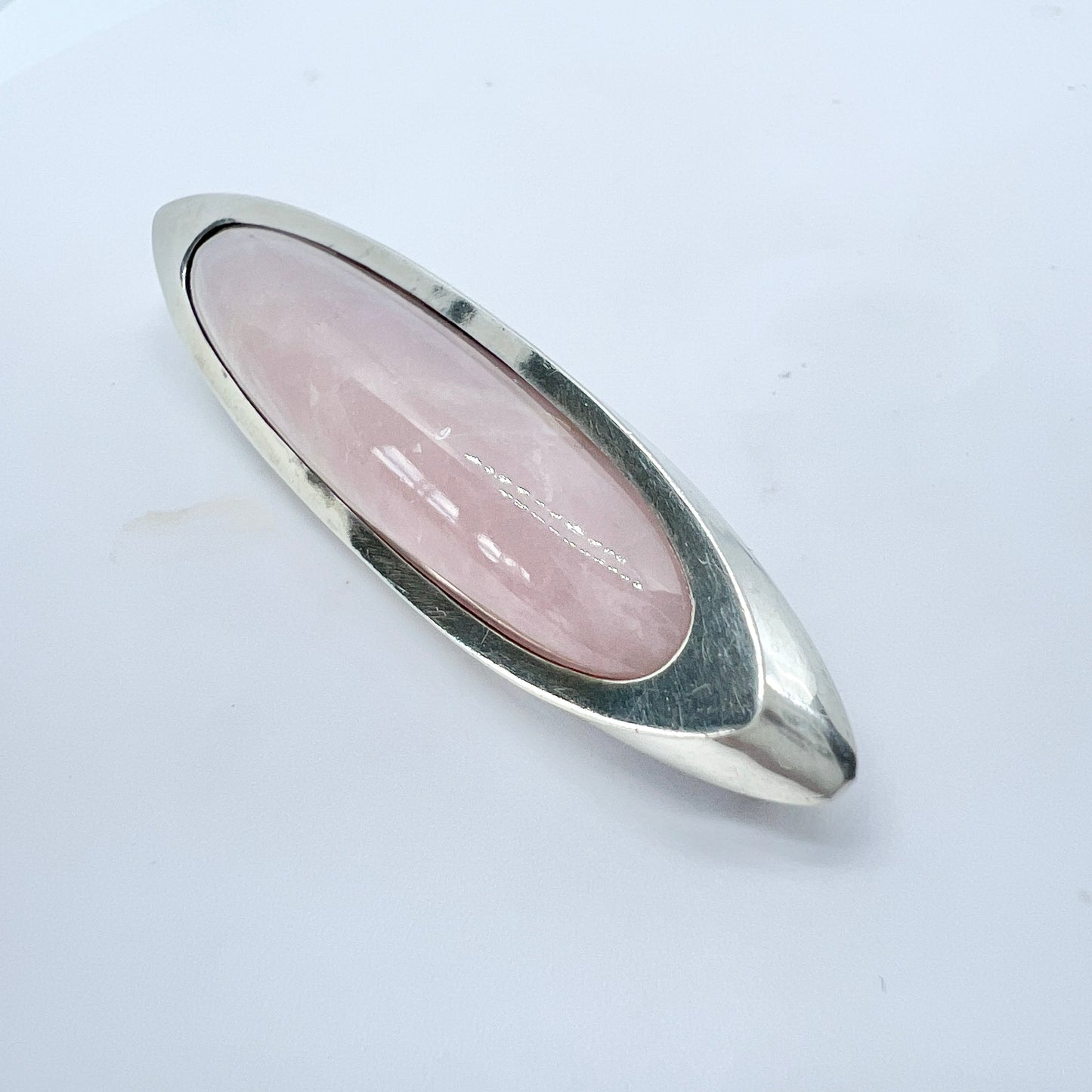 Helge Narsakka, Finland 1959. Vintage Mid-Century Modern Solid Silver Rose Quartz Brooch.