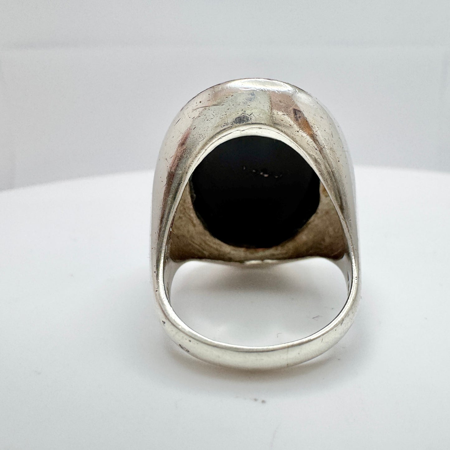Horsens Solvvarefabrik, Denmark c 1970. Bold Vintage Sterling Silver Onyx Ring.