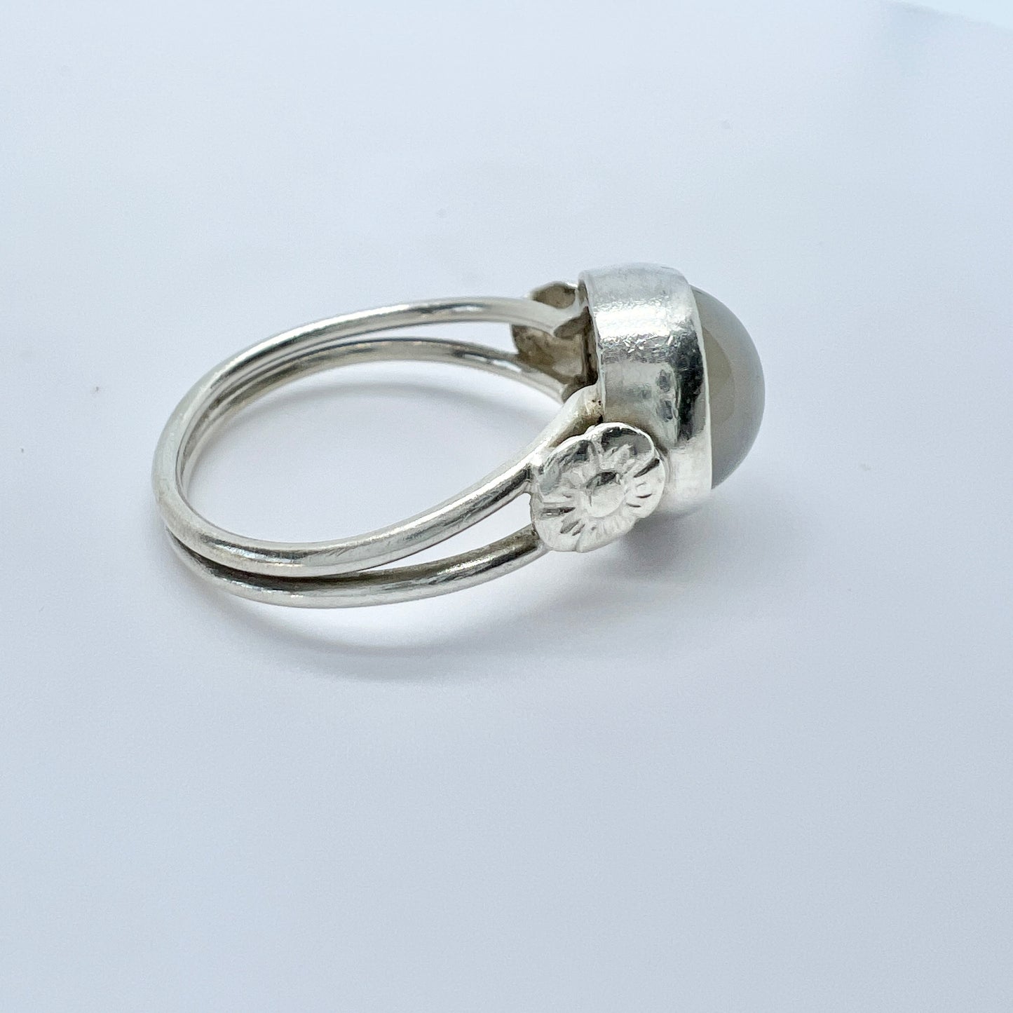 Poland 1963-86. Vintage Solid Silver Moonstone Ring.