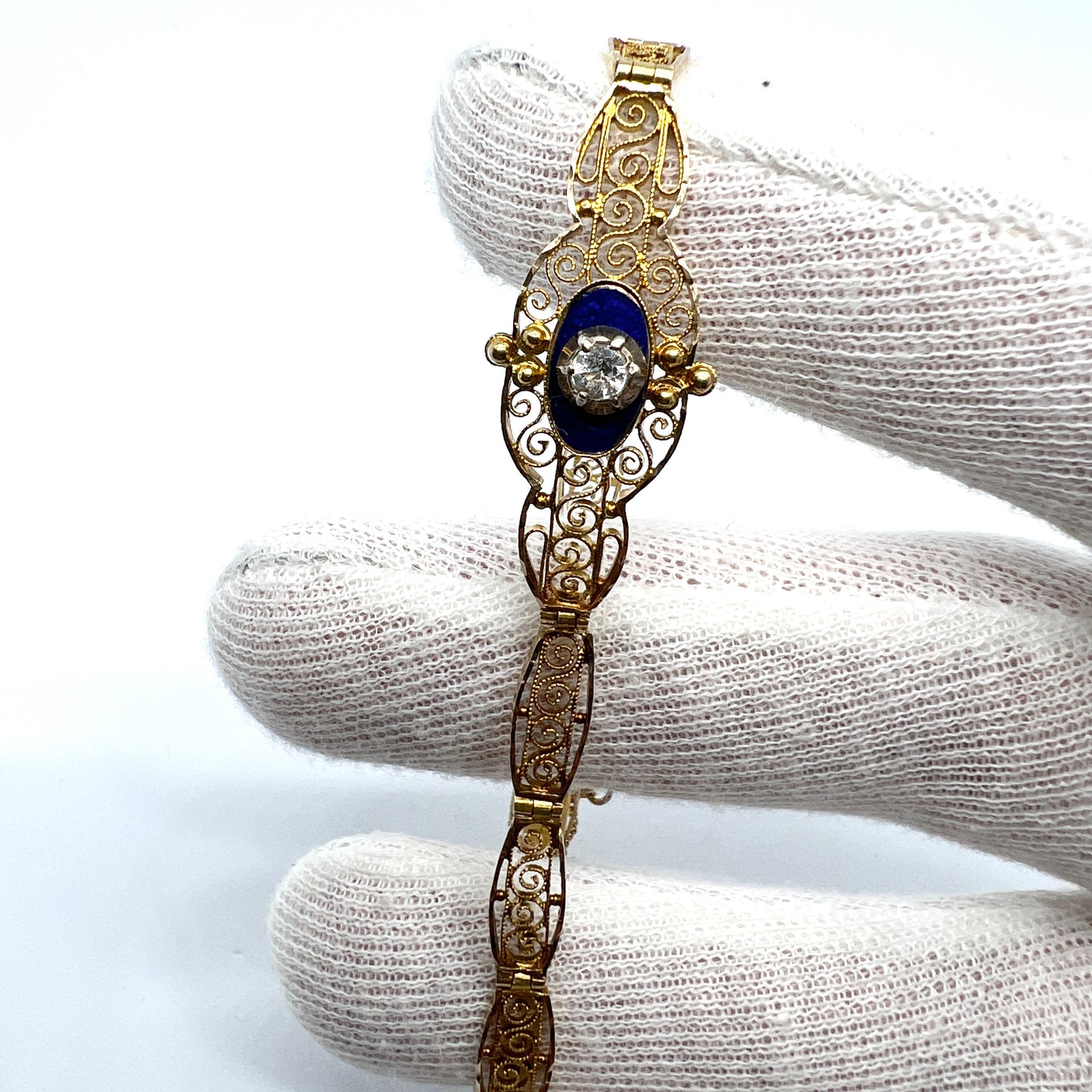 O Kristensen, Sweden 1916. Rare WW1-era Antique 18k Gold Enamel Paste Filigree Bracelet.