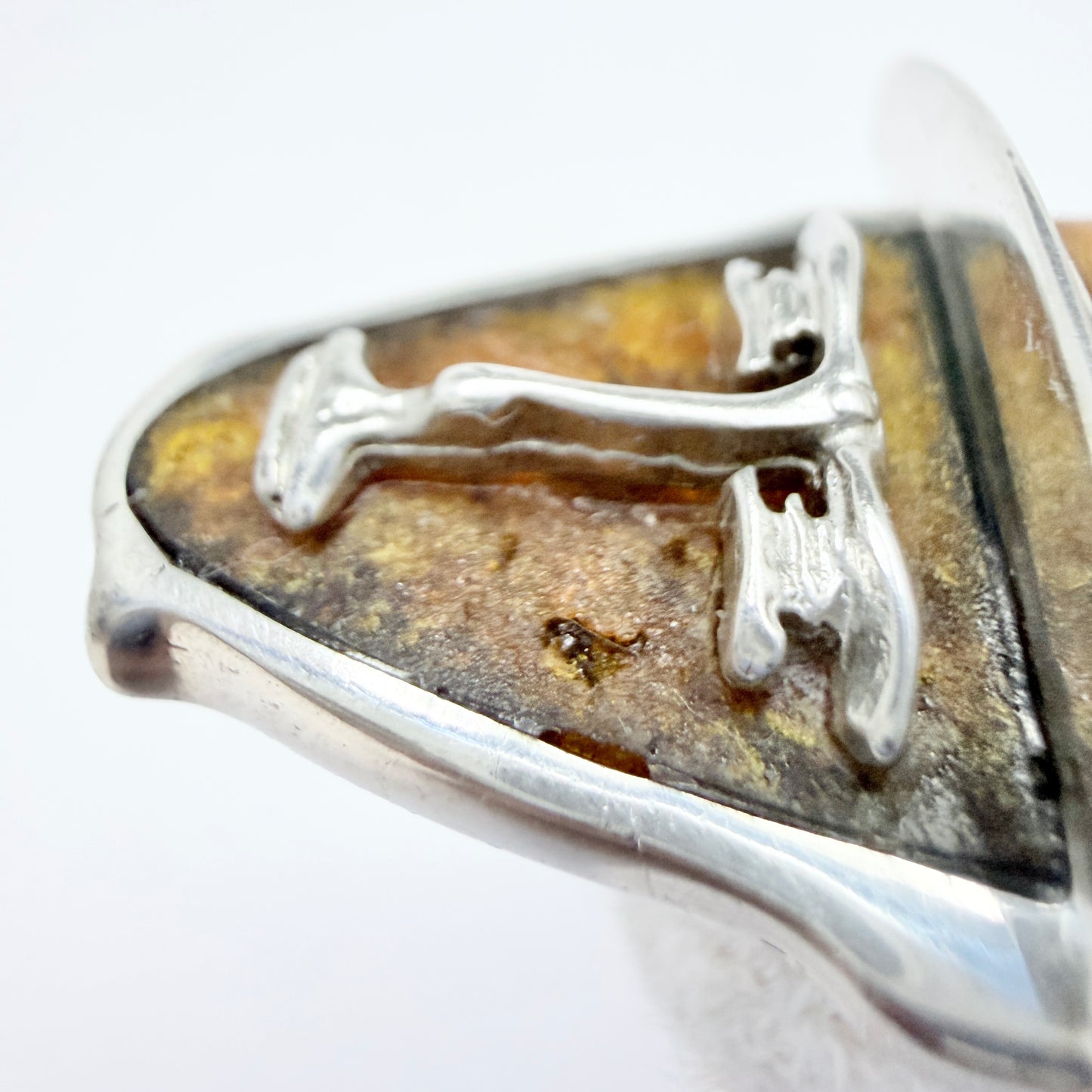 Vintage Sterling Silver Amber Novelty Pendant.